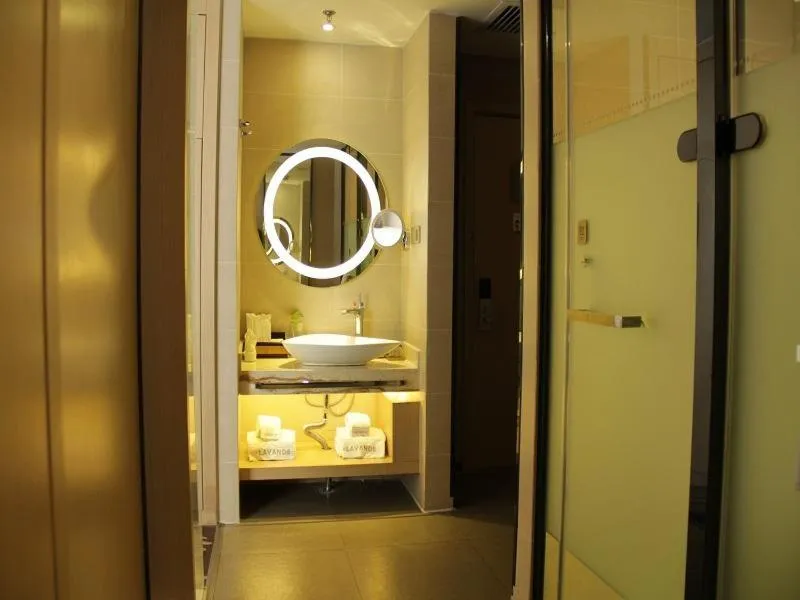 Lavande Hotel Yinchuan Railway Station Wanda