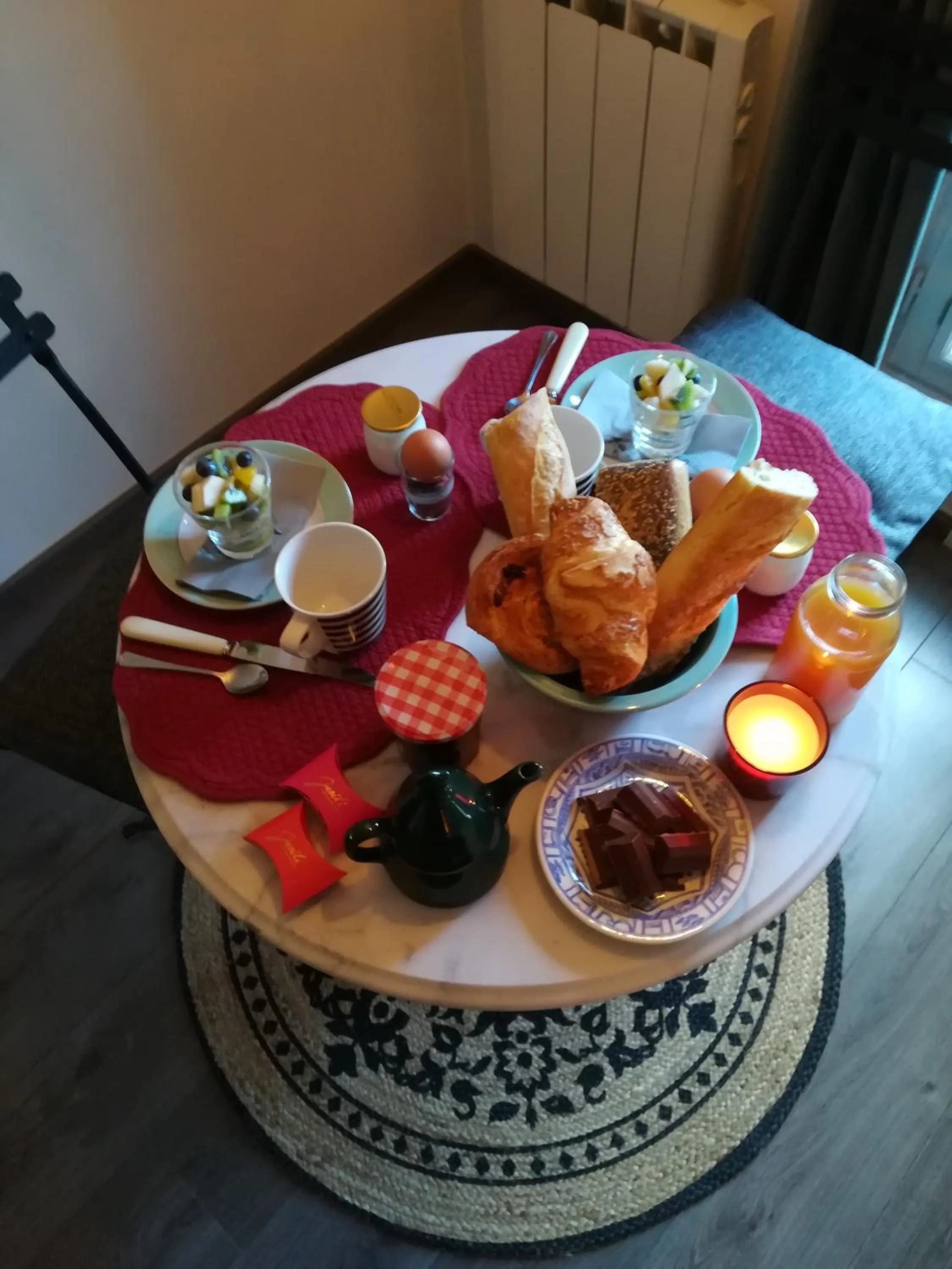 Food and drinks in Lait & Lit