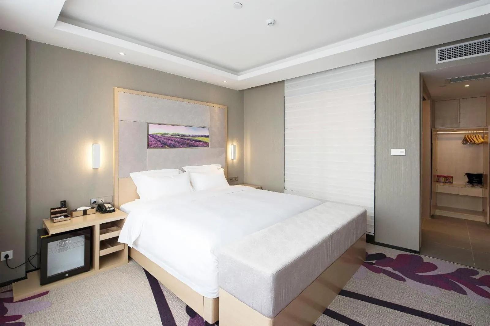Bed in Lavande Hotel Zhongshan Shaxi