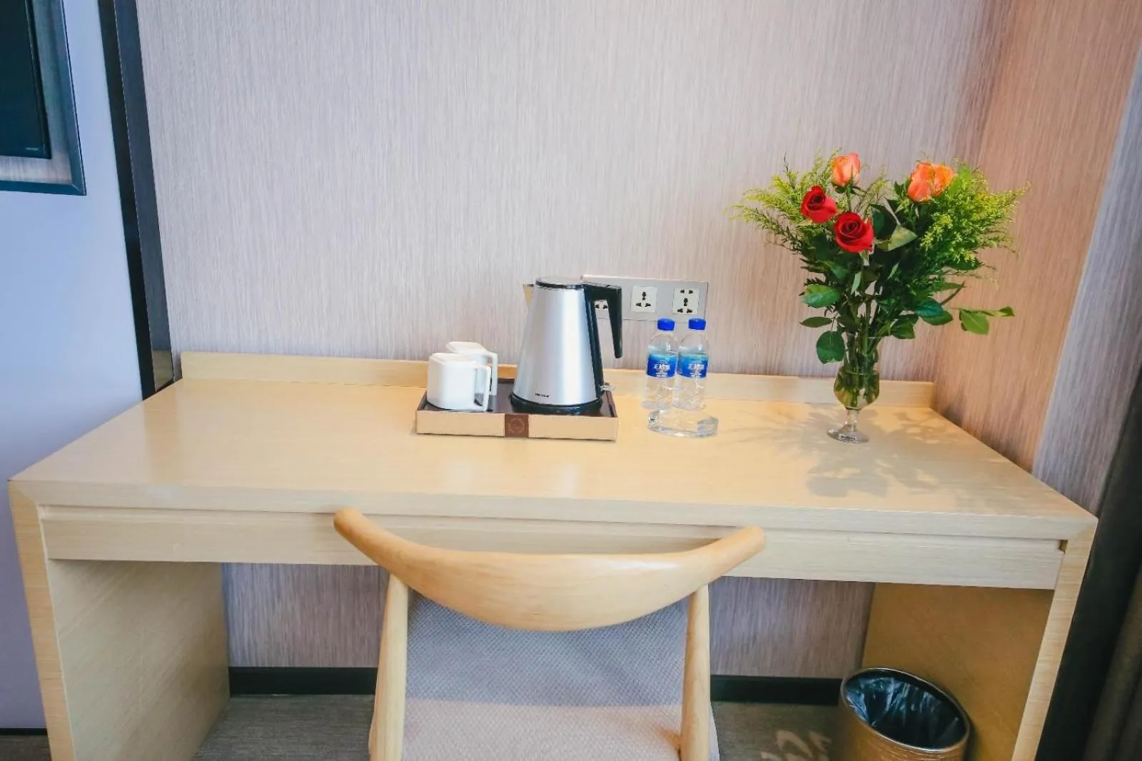 Lavande Hotel Heyuan Zijin