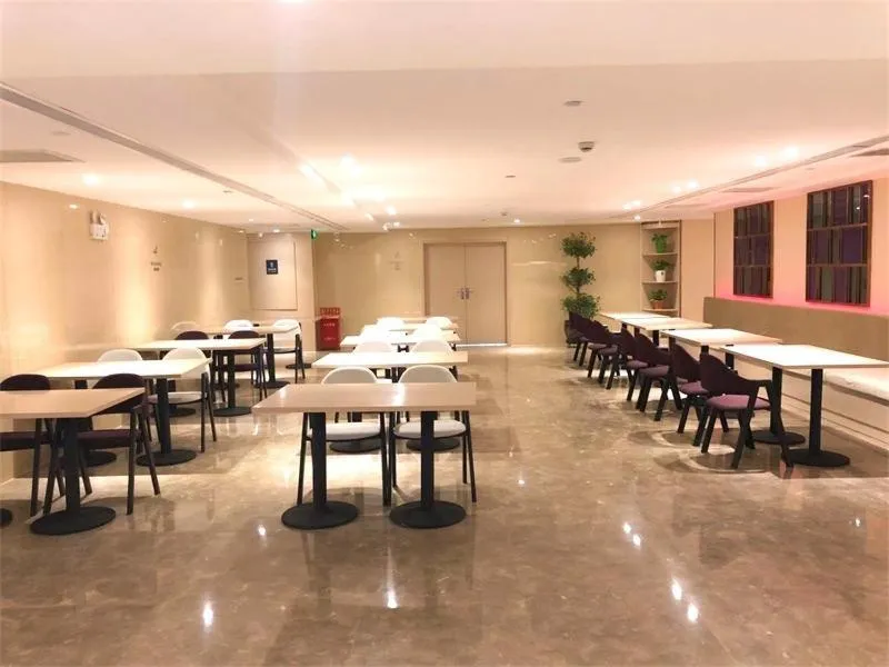 Lavande Hotel Turpan Grand Cross