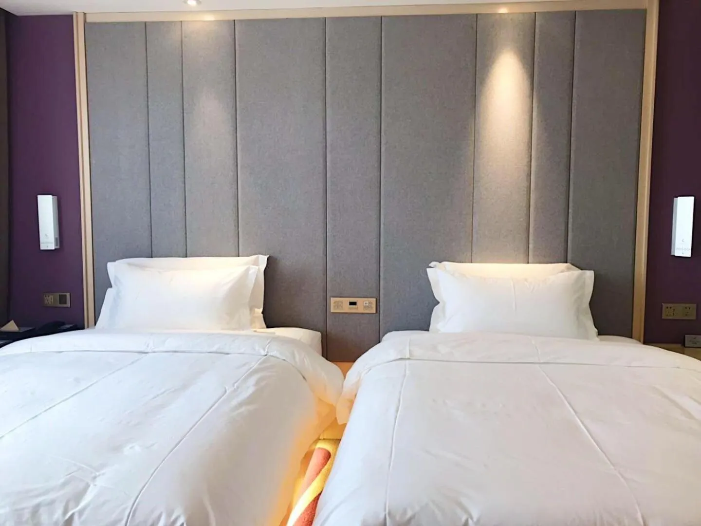 Lavande Hotel Turpan Grand Cross