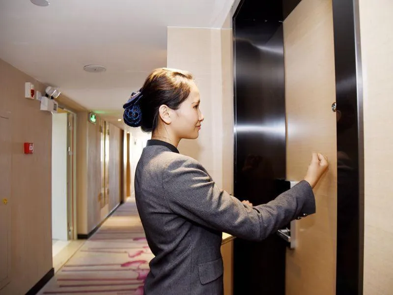 Lavande Hotel Zhanjiang Xuwen Tianrunhui