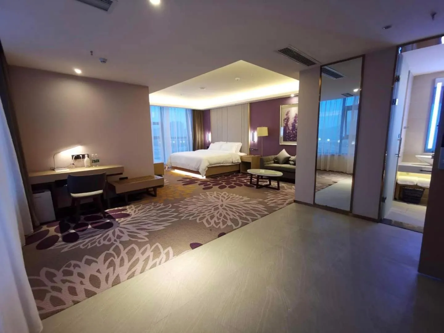 Bed in Lavande Hotel Mianyang Santai North Passenger Transport Center Binjiang Park