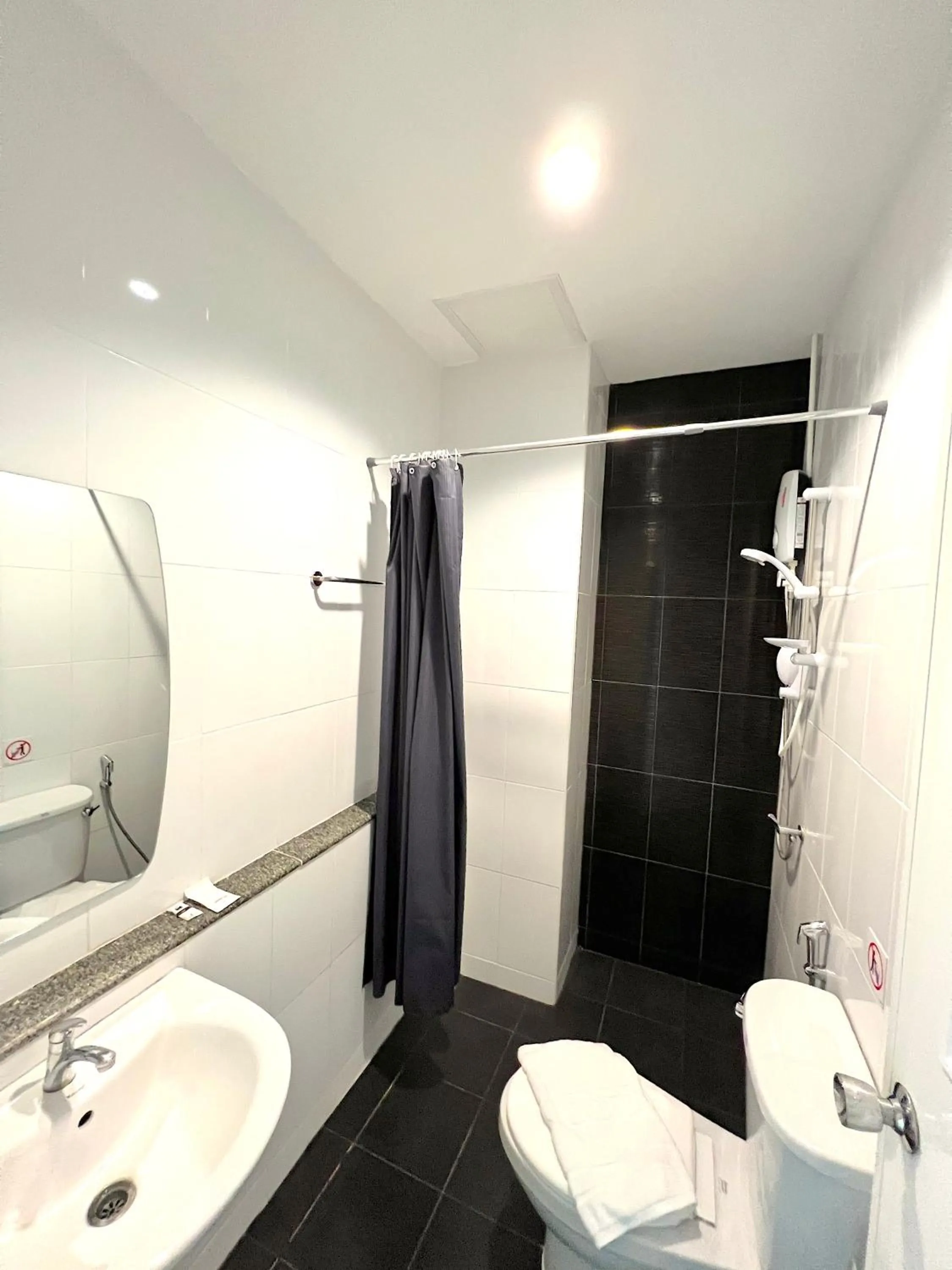 Nap at 265 Donmeaung