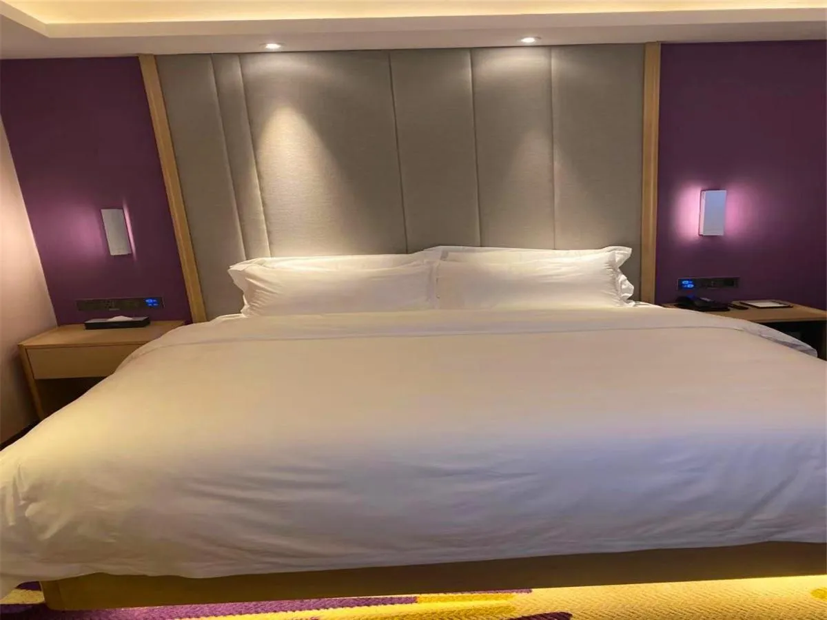 Bed in Lavande Hotel Jiangmen Golf Club