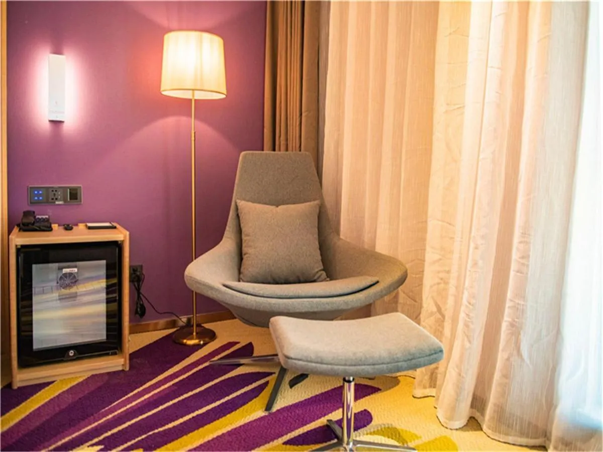 Lavande Hotel Jiangmen Golf Club