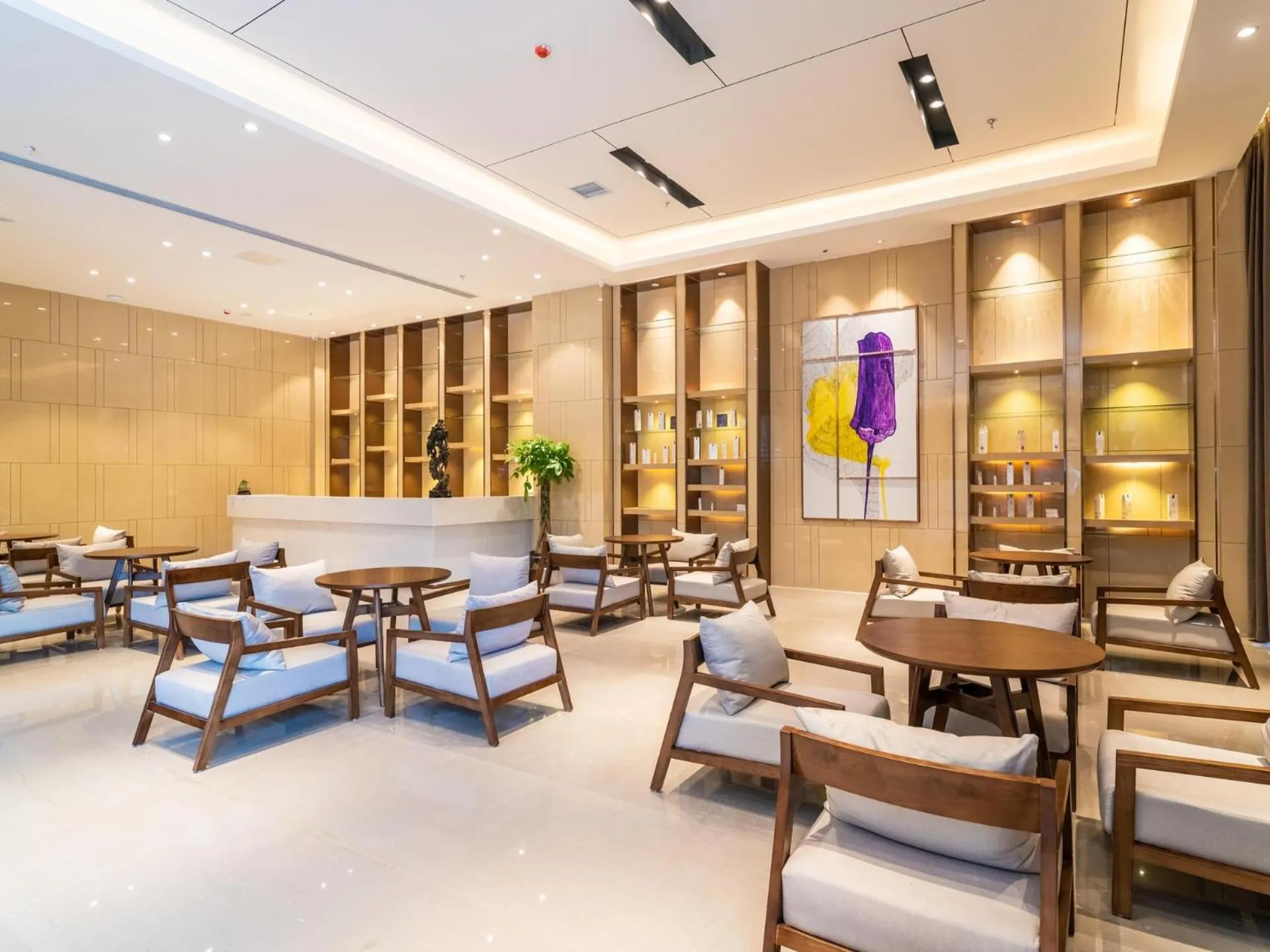 Lavande Hotel Anshun West High-speed Rrailway Station