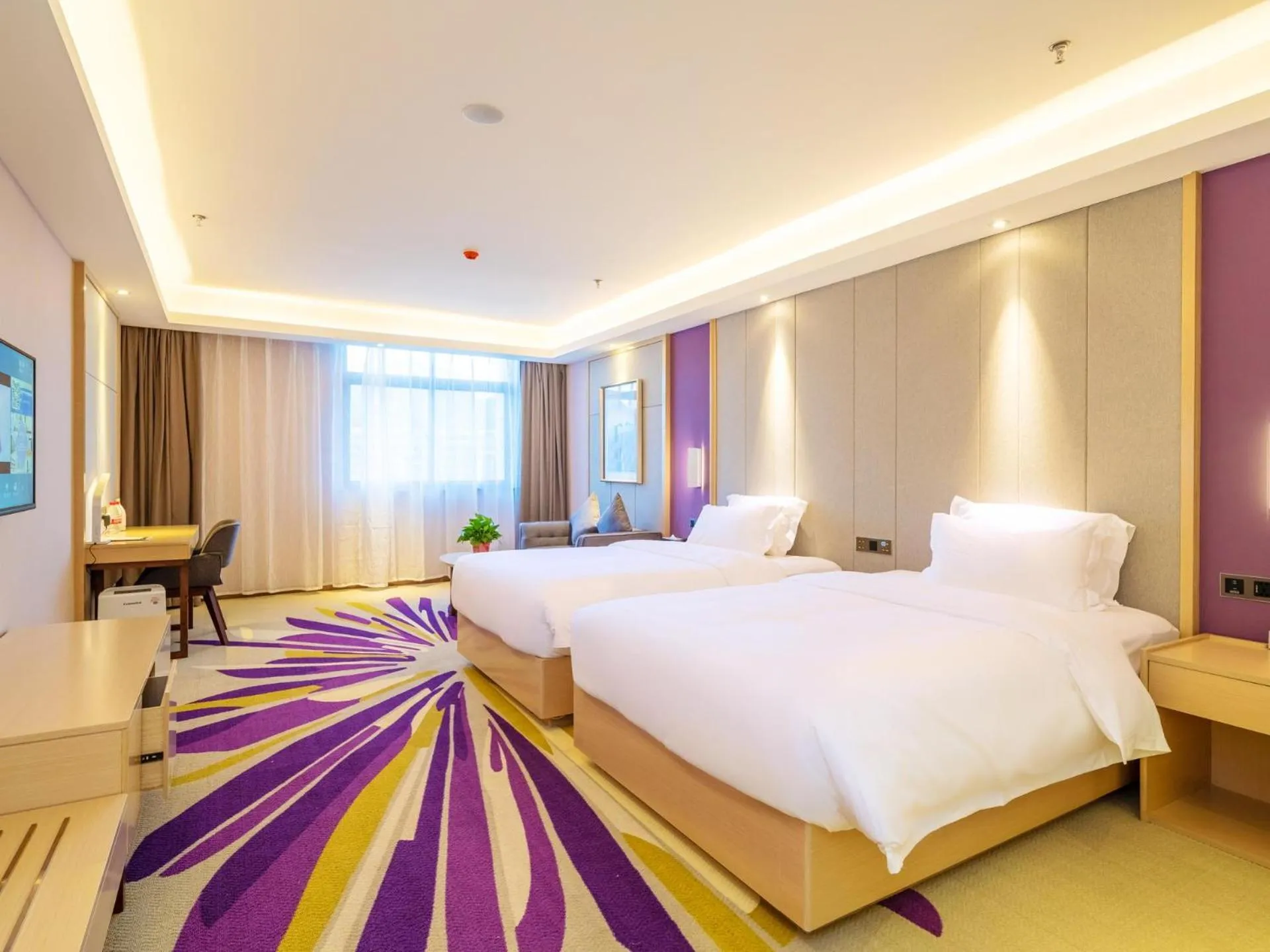 Lavande Hotel Anshun West High-speed Rrailway Station