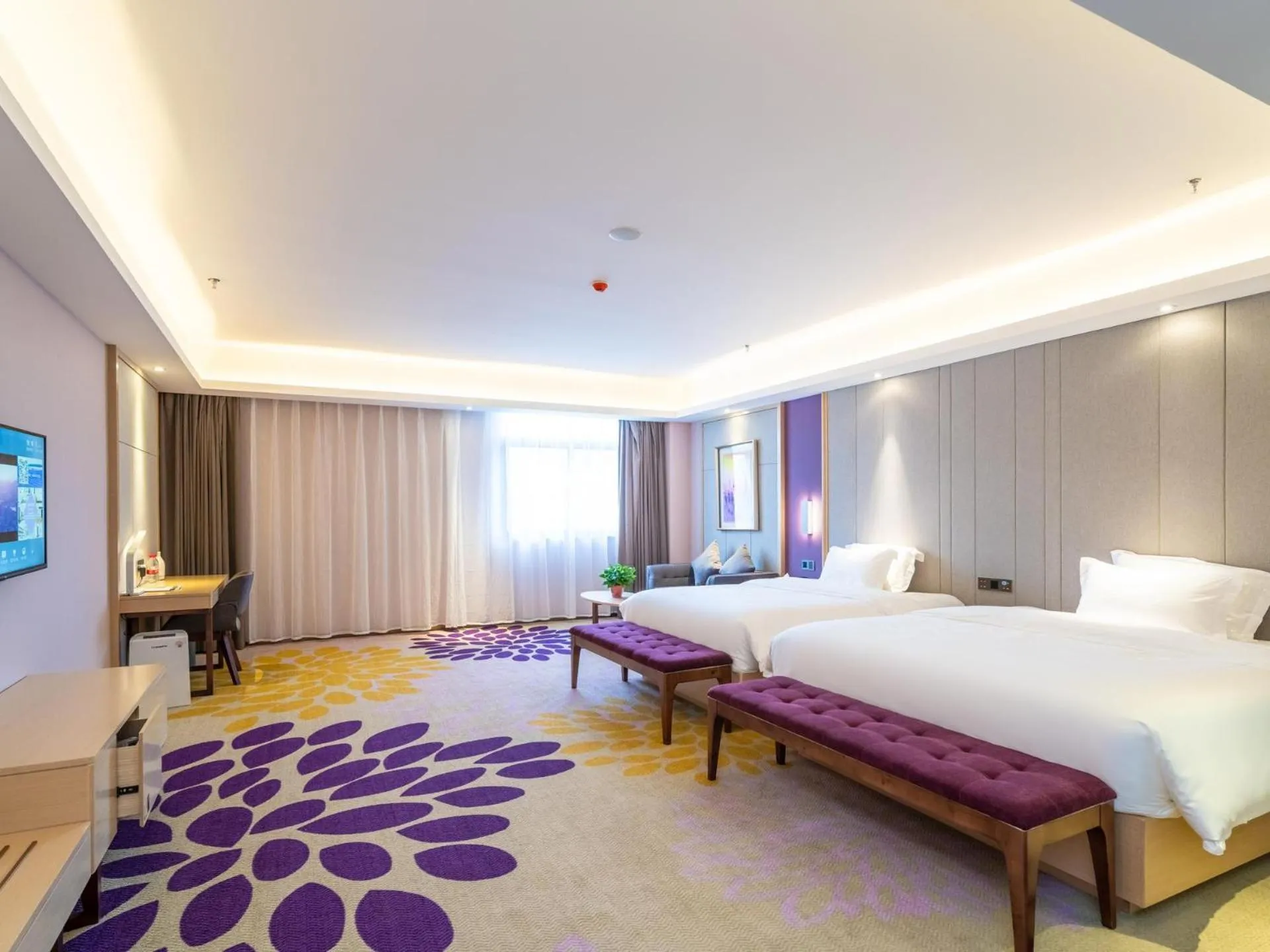 Lavande Hotel Anshun West High-speed Rrailway Station