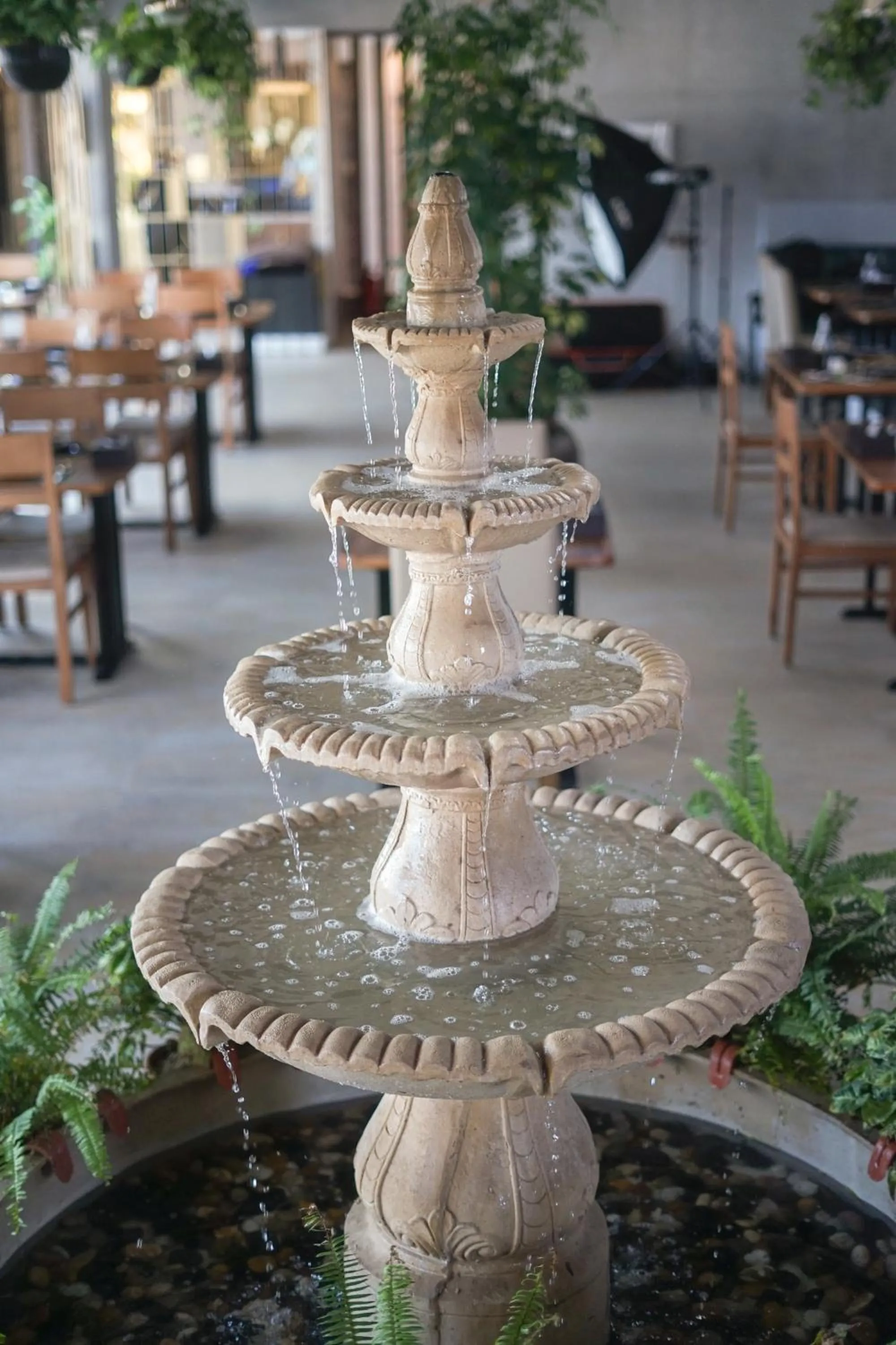 Restaurant/places to eat in Golden Tower Hotel Al Khobar Corniche