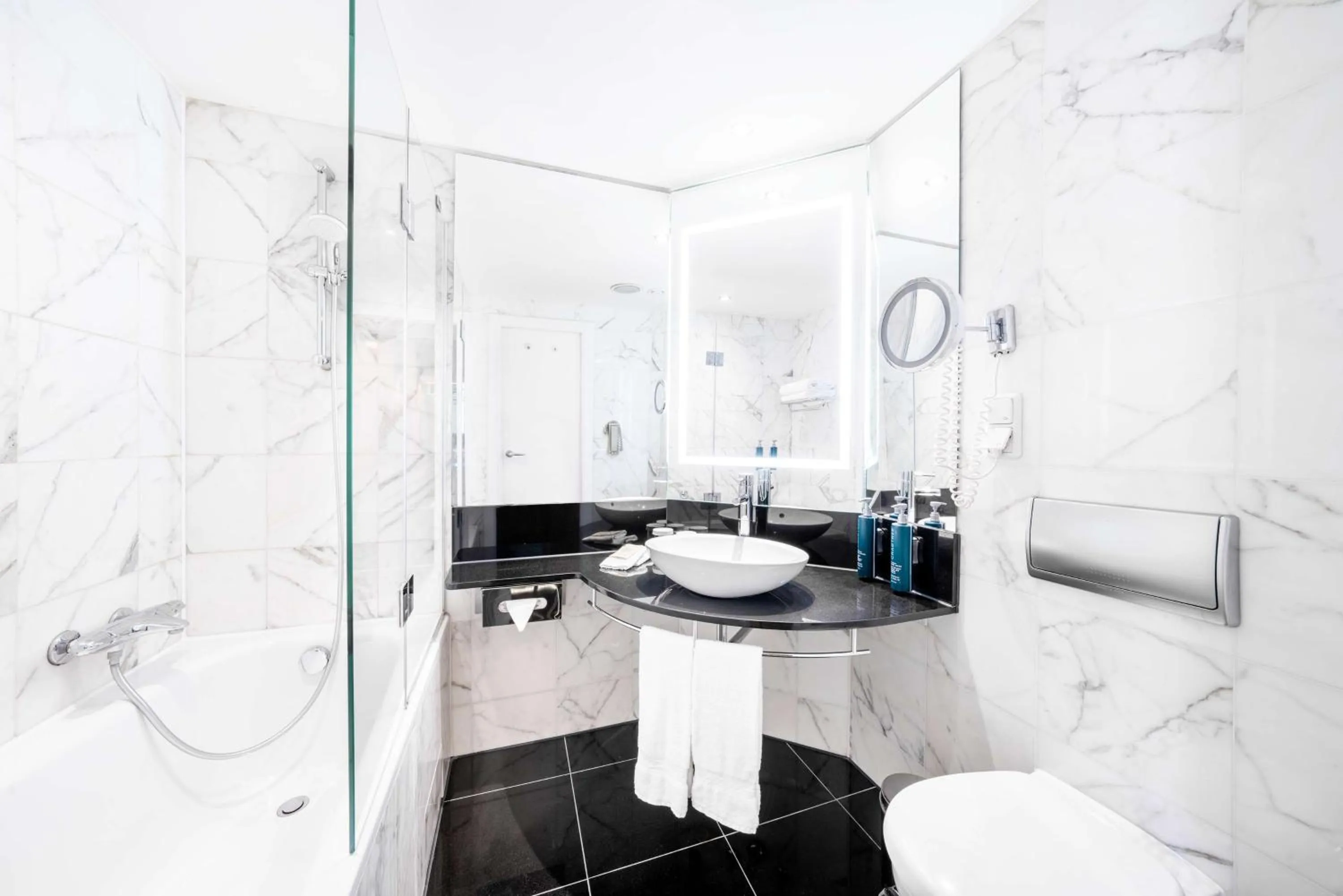 Bathroom in Hilton Berlin