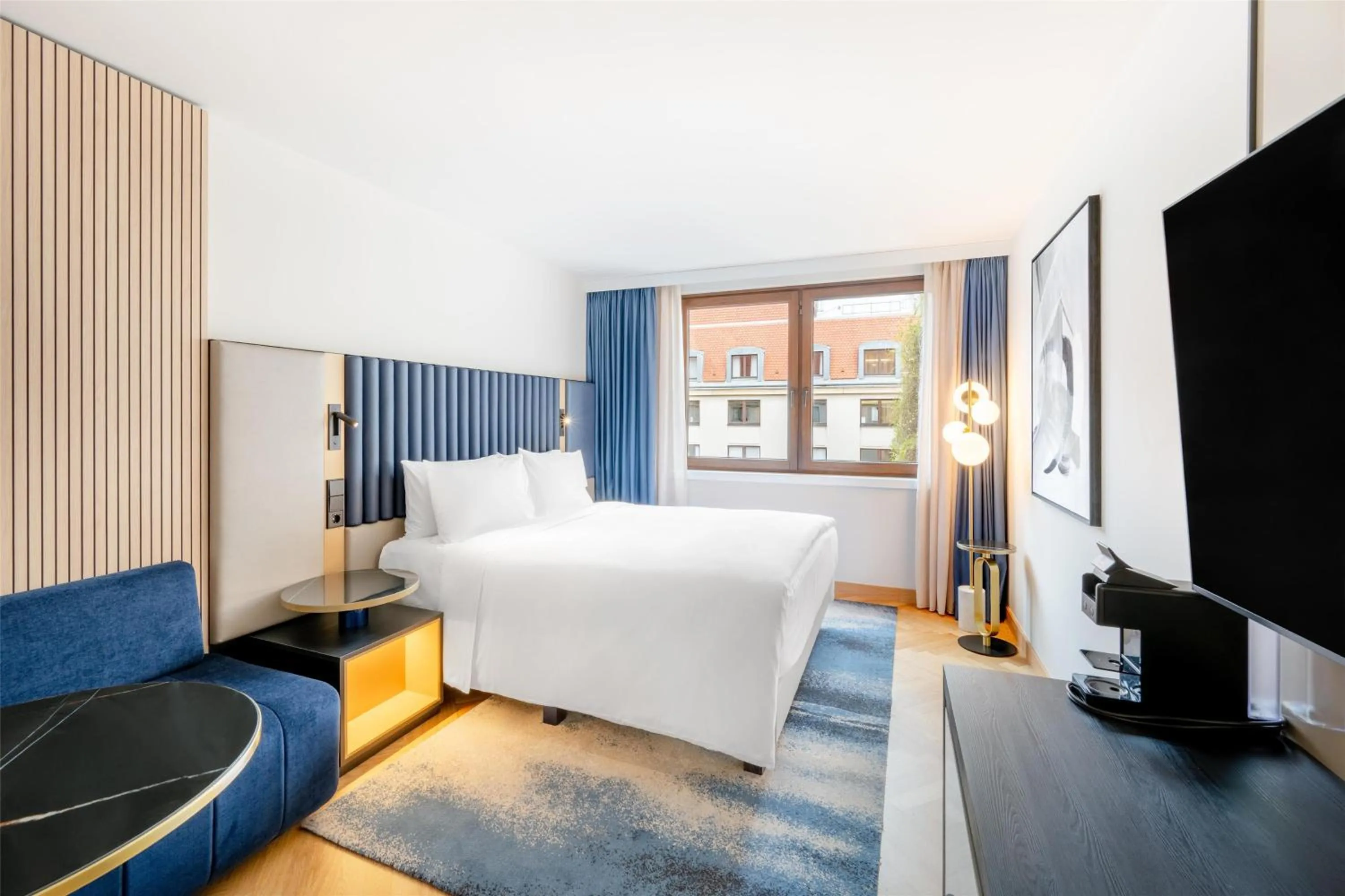 Bed in Hilton Berlin