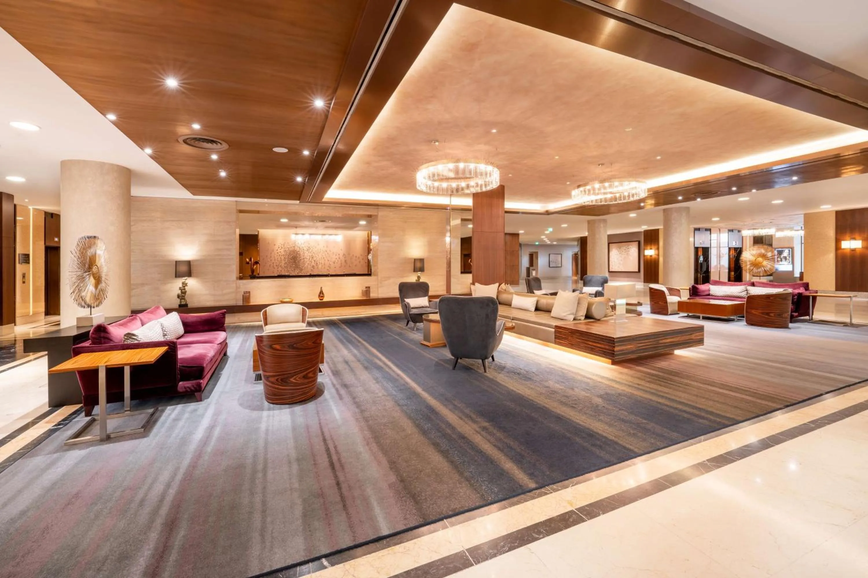 Lobby or reception in Hilton Berlin