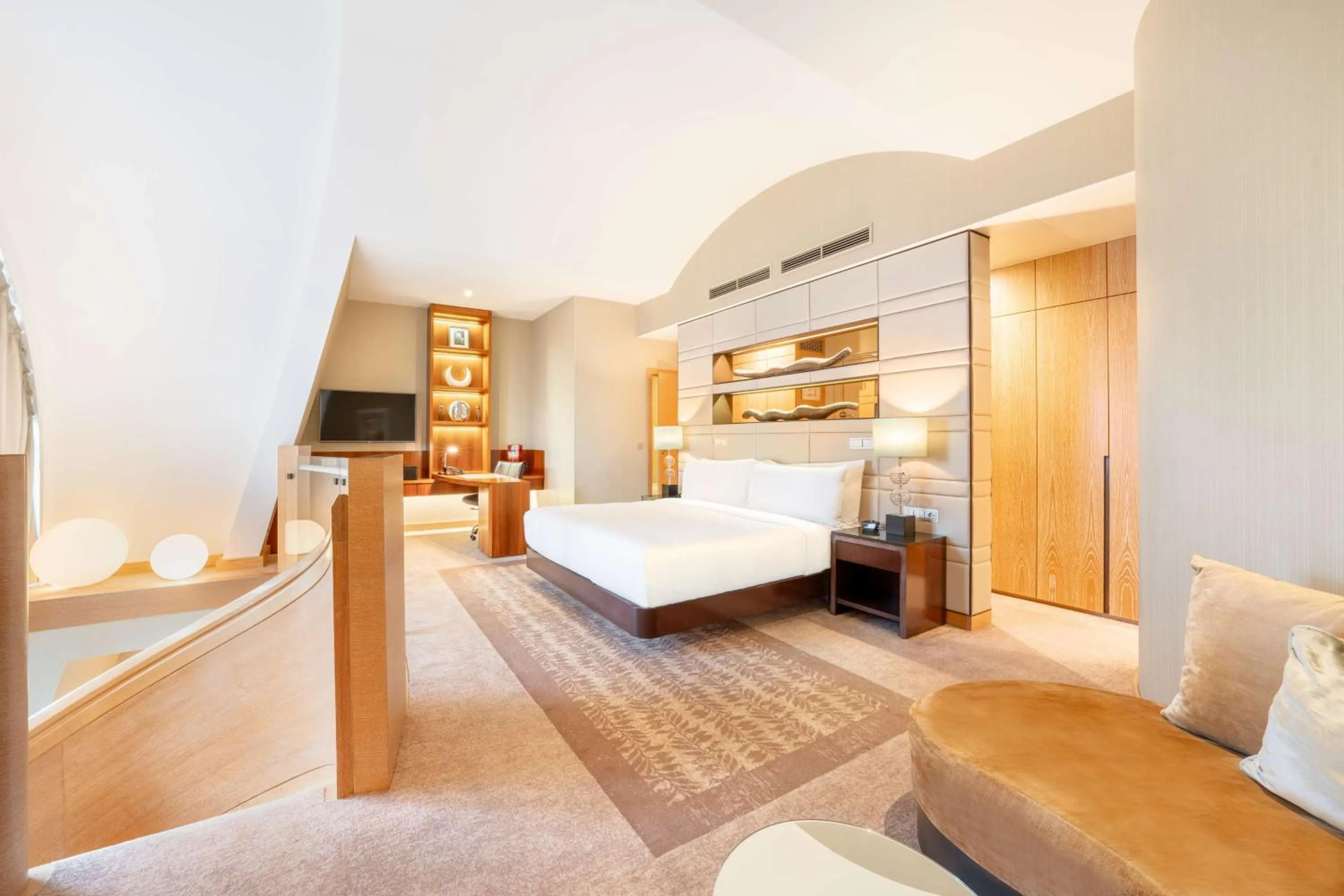 Bed in Hilton Berlin