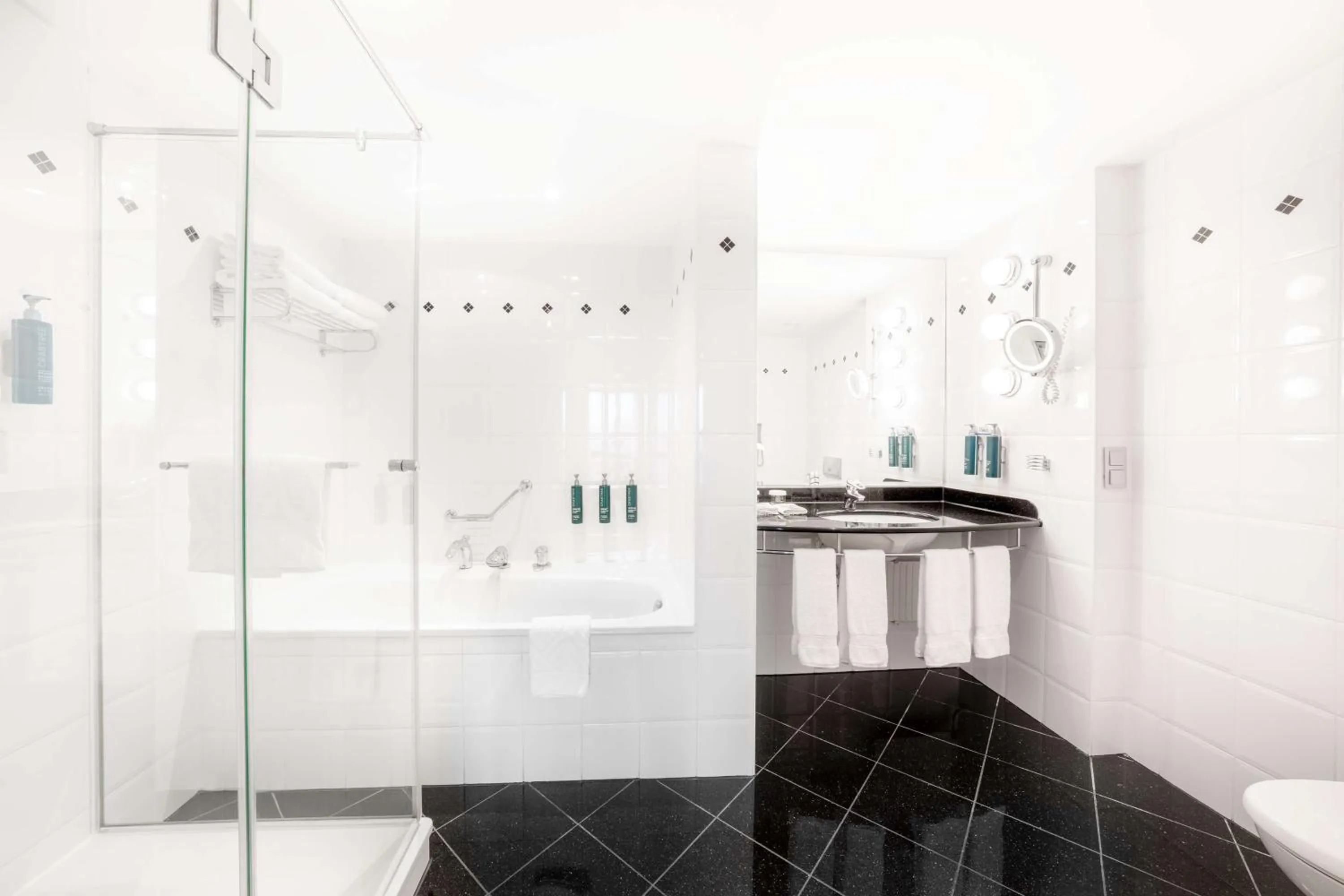 Bathroom in Hilton Berlin