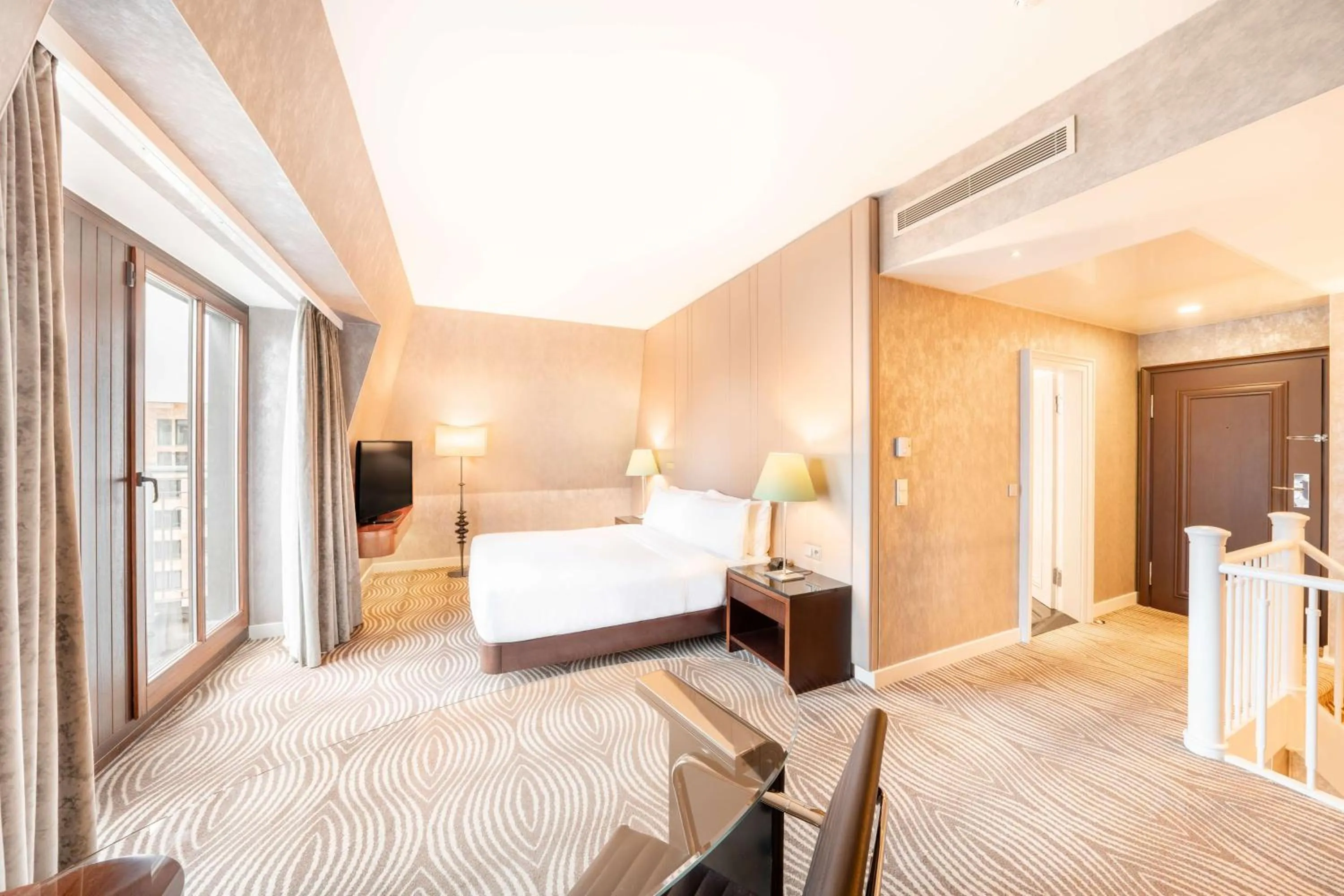 Bed in Hilton Berlin