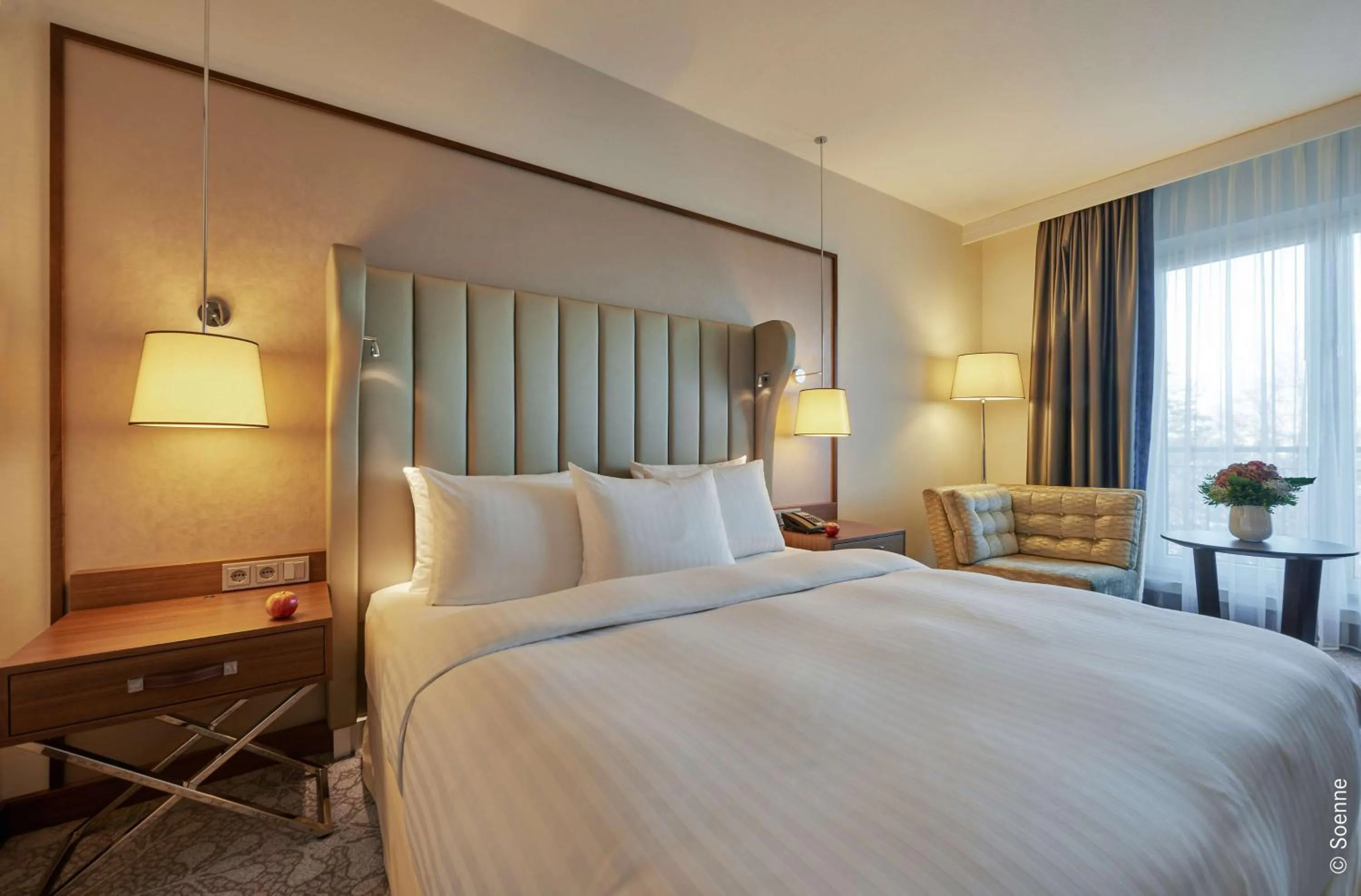 Bedroom, Bed in Dorint Hotel Bonn