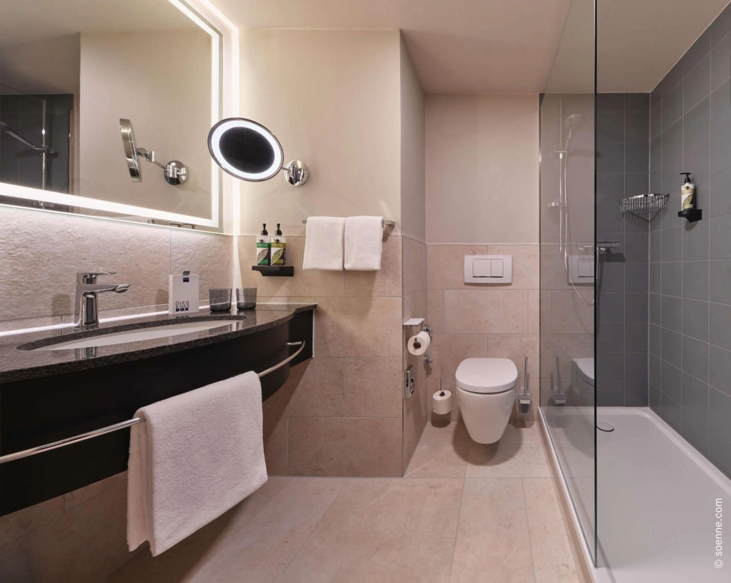 Bathroom in Dorint Hotel Bonn