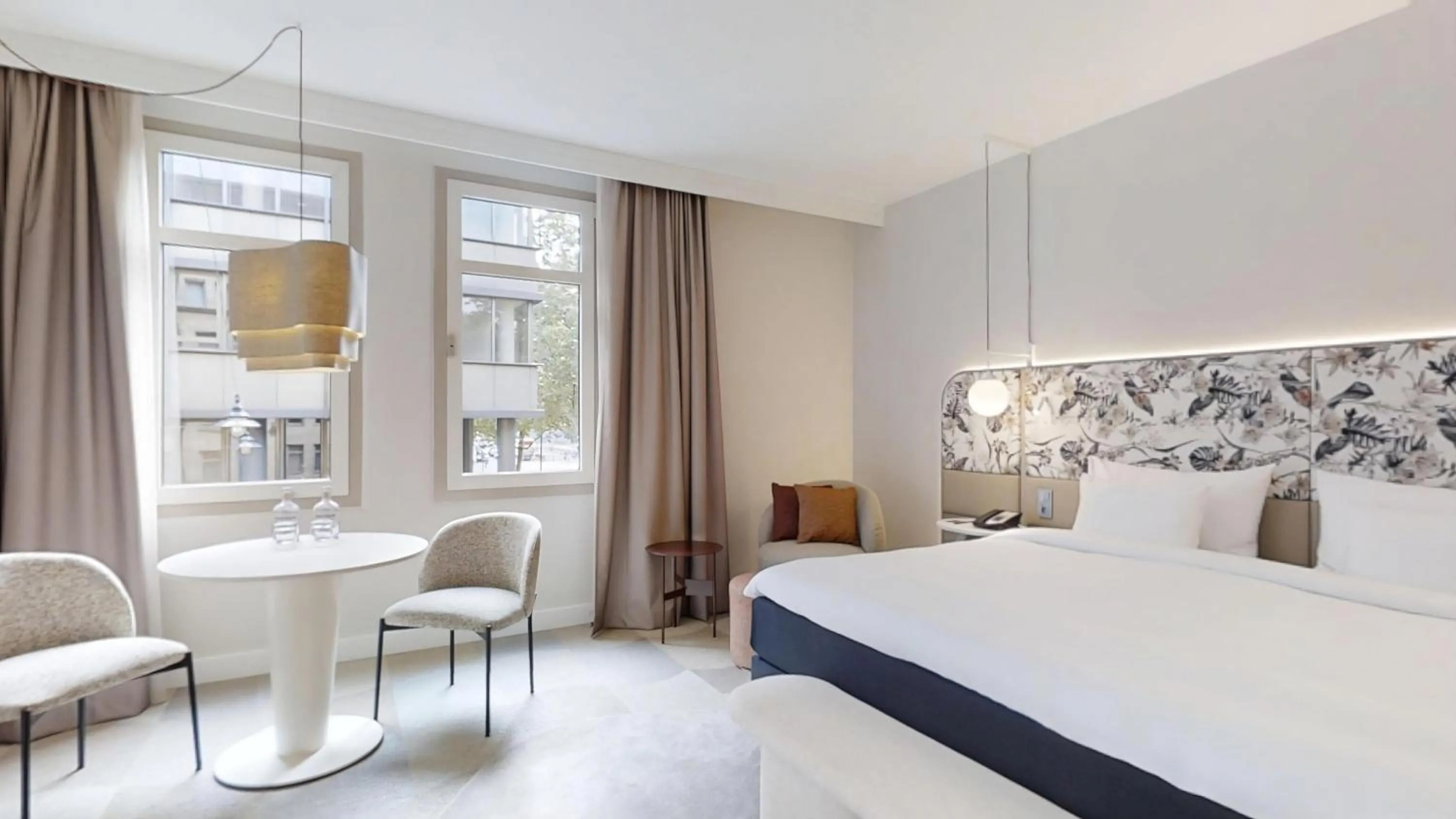 Bedroom, Bed in Radisson Blu Hotel Bremen