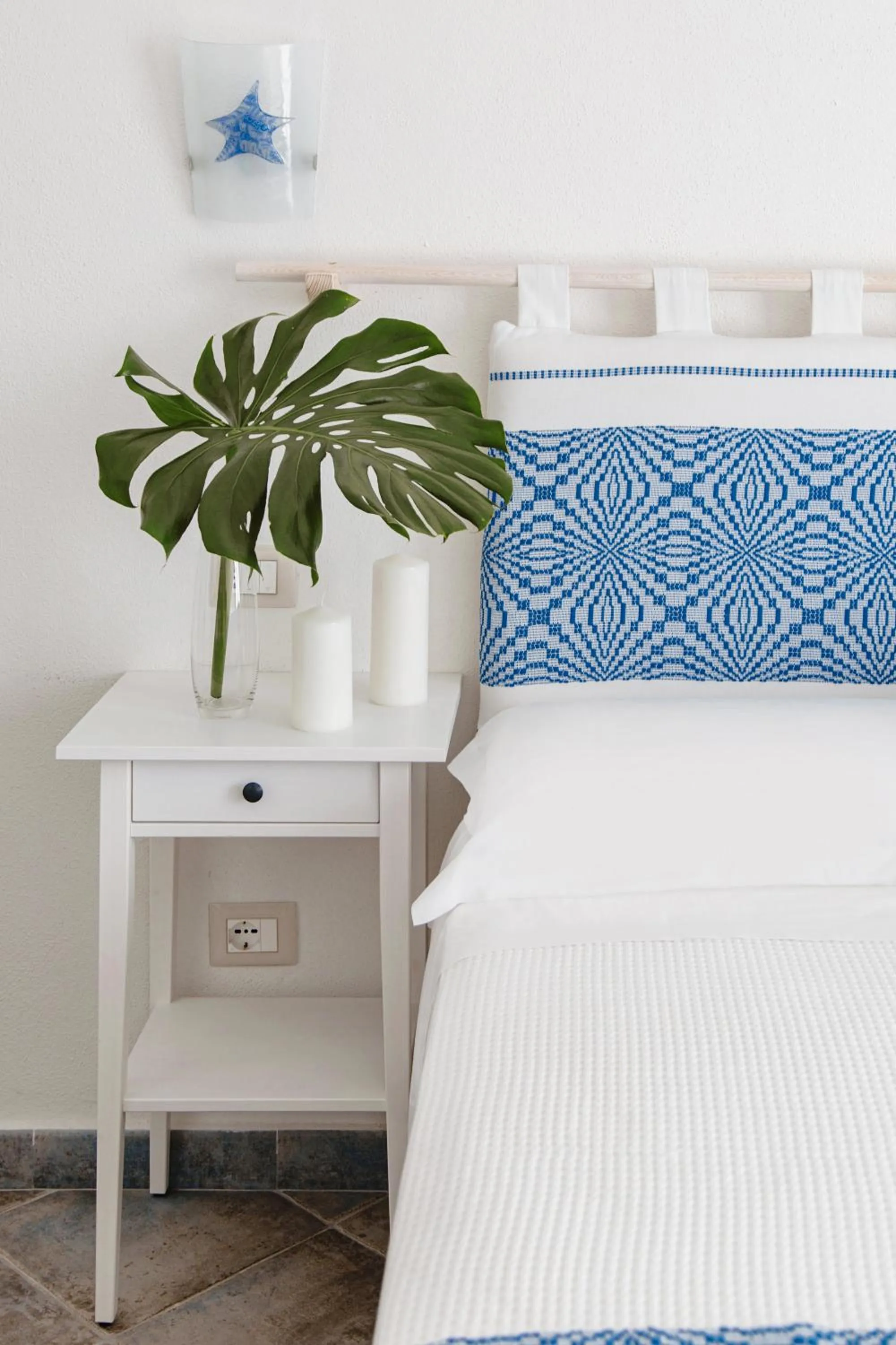 Decorative detail, Bed in Controvento