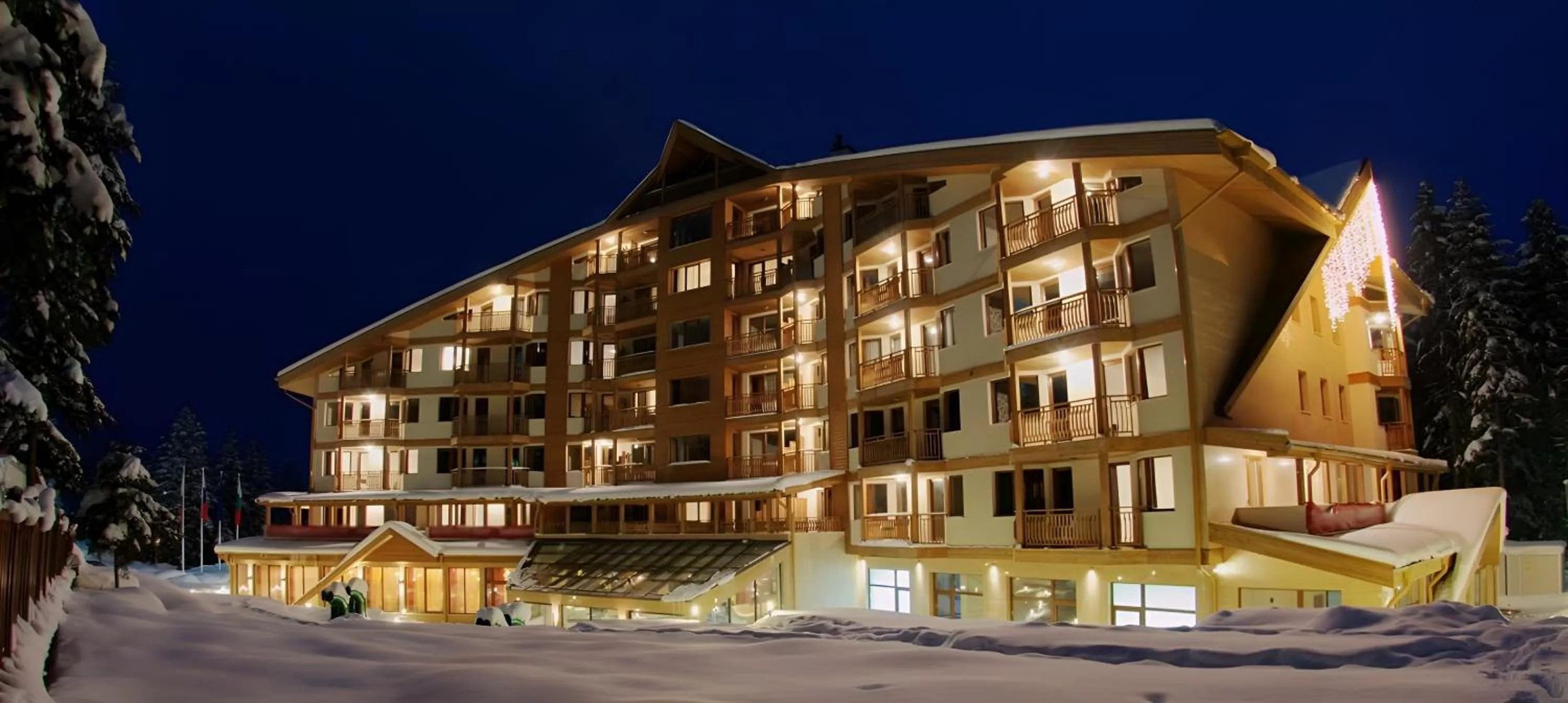 Property building in Hotel Iceberg Borovets