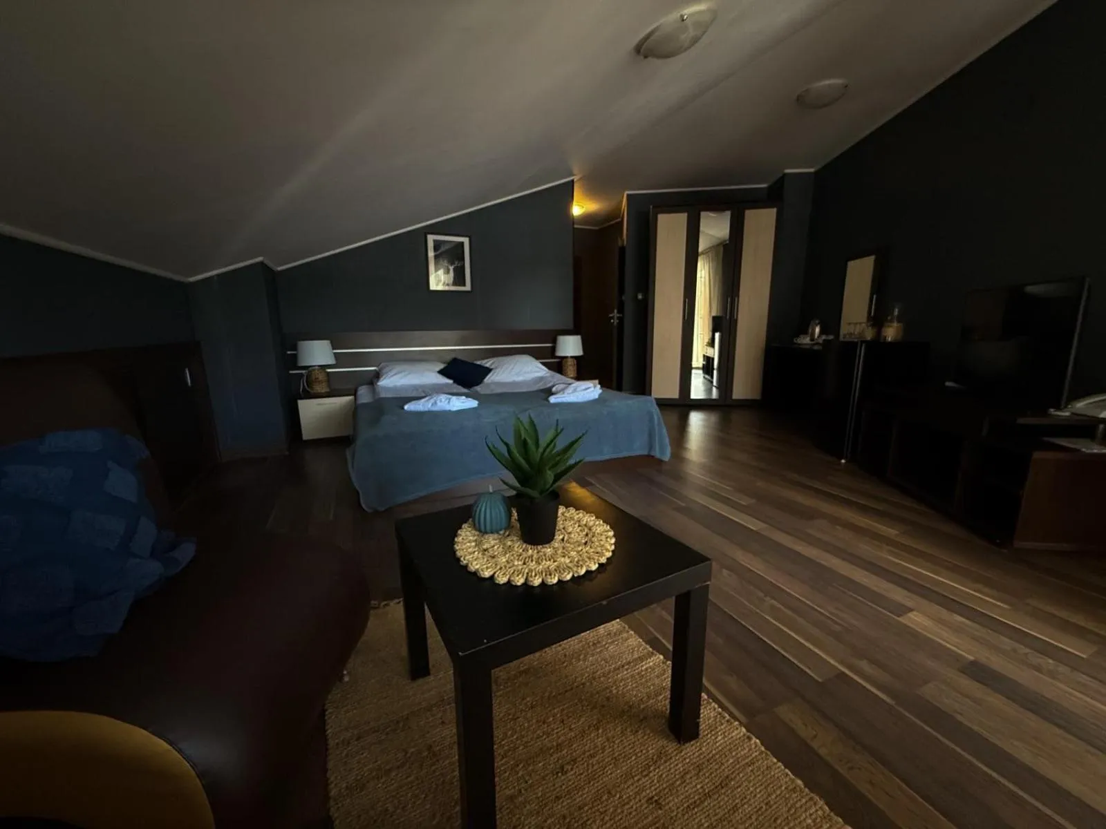 Bedroom, Bed in Hotel Iceberg Borovets