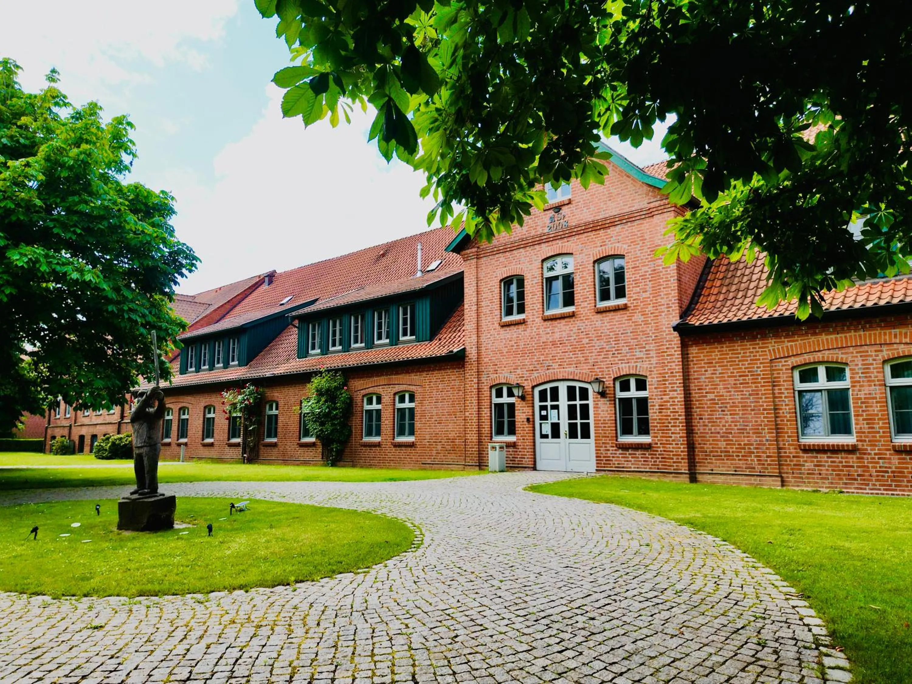 Property building in Schloss Lüdersburg Golf & Spa