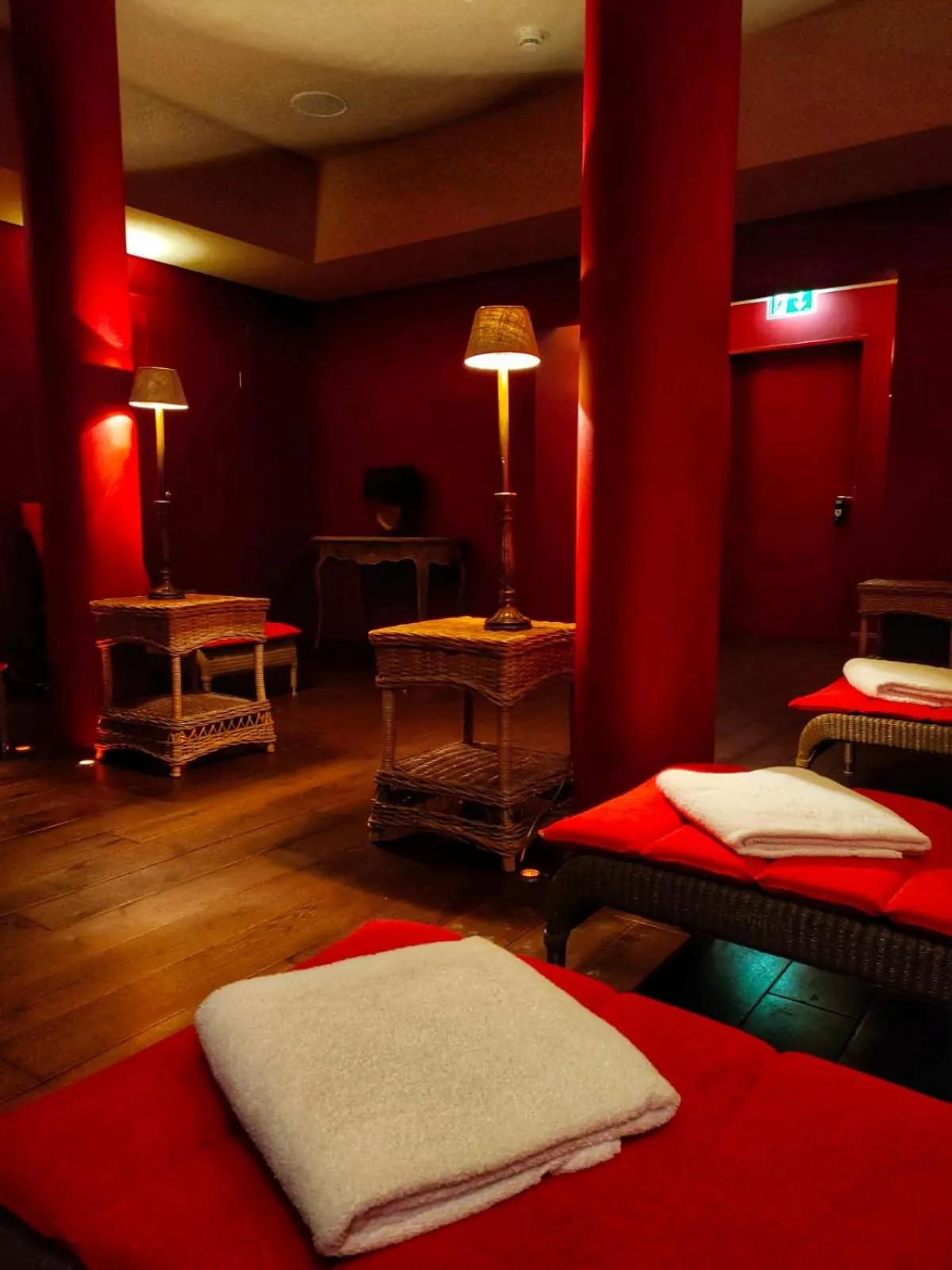 Spa and wellness centre/facilities, Bed in Schloss Lüdersburg Golf & Spa