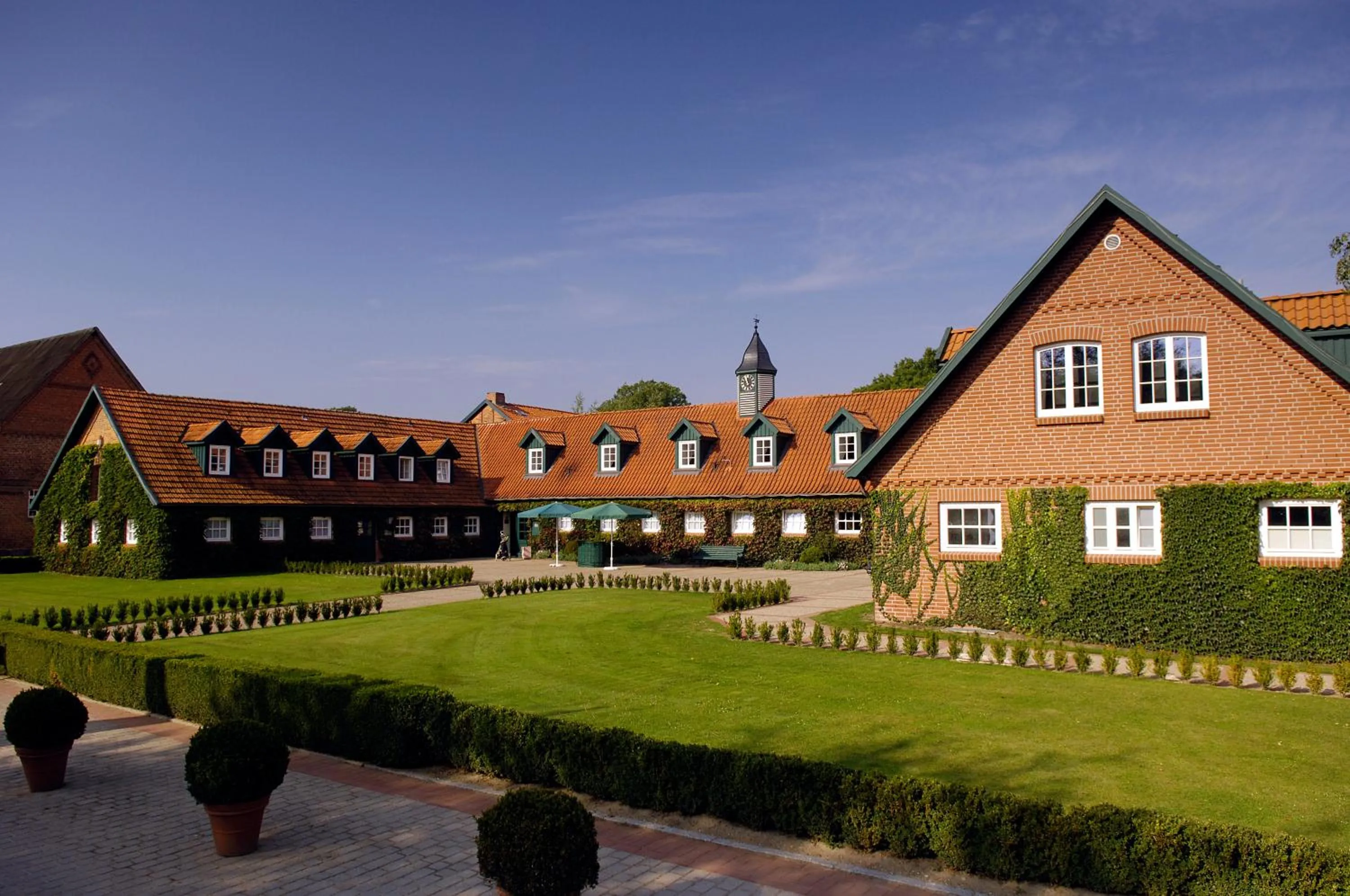 Property building in Schloss Lüdersburg Golf & Spa