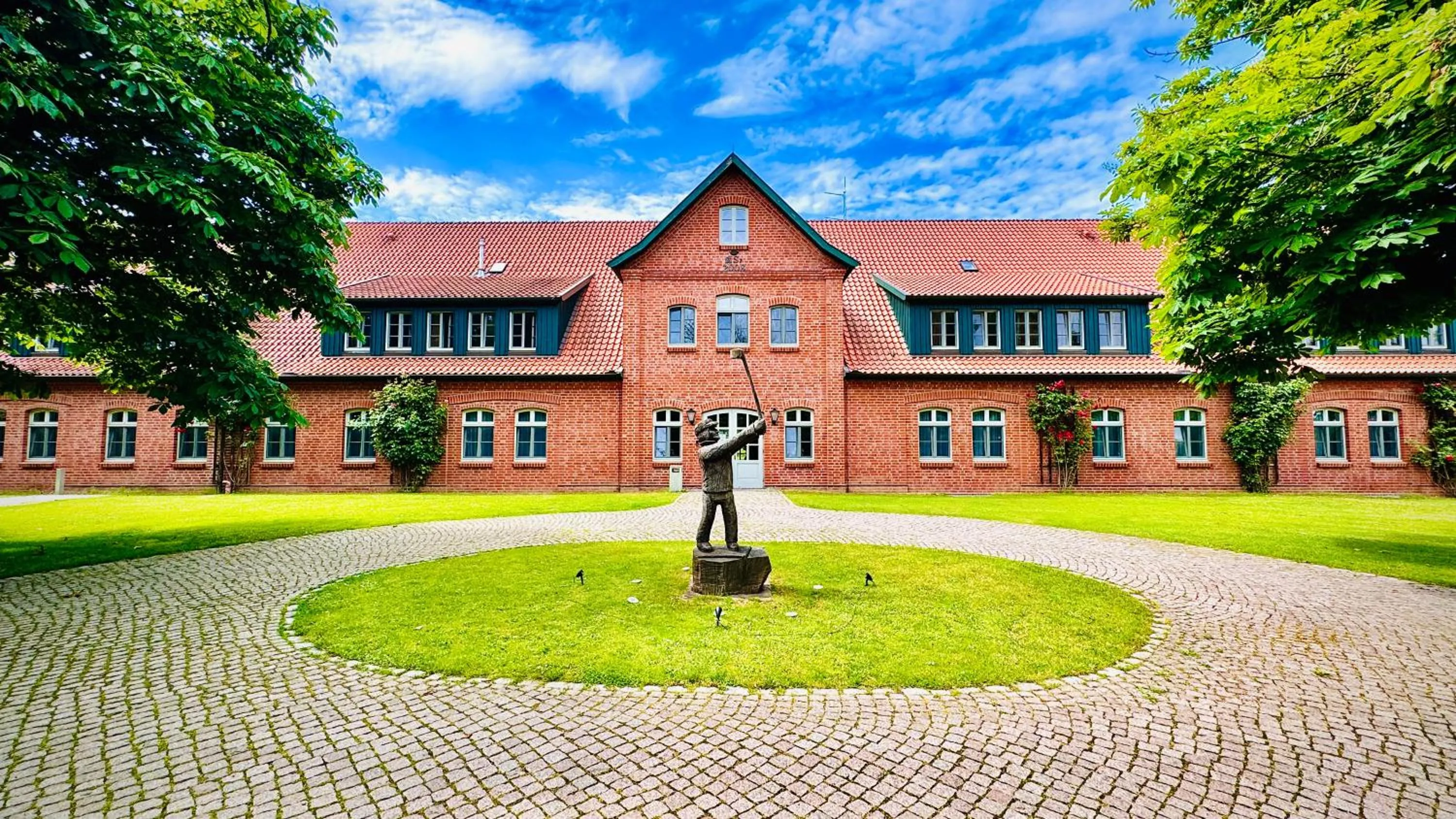 Property building in Schloss Lüdersburg Golf & Spa