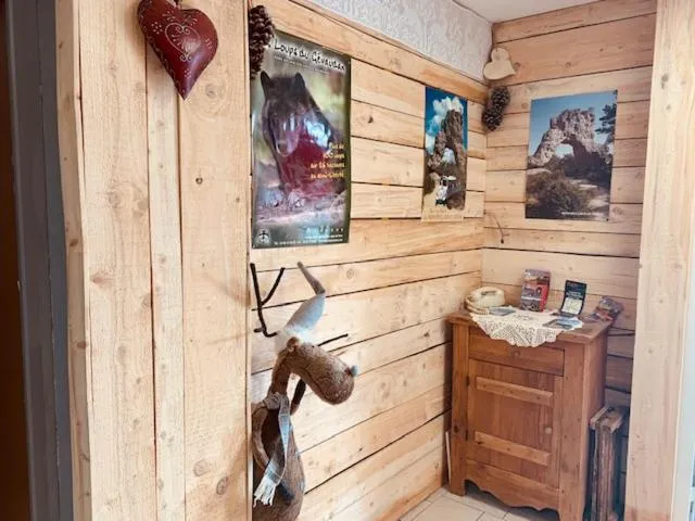 Property building in Hôtel-Restaurant La Bergerie