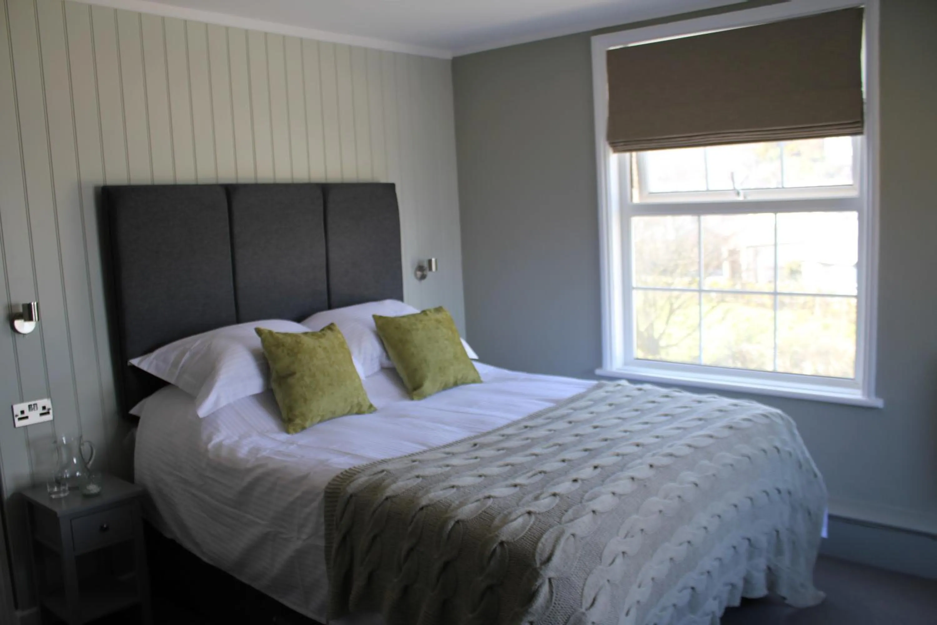 Bedroom, Bed in The Five Pilchards Inn