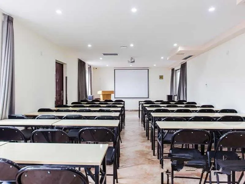 7Days Inn Shijiazhuang Railway Station