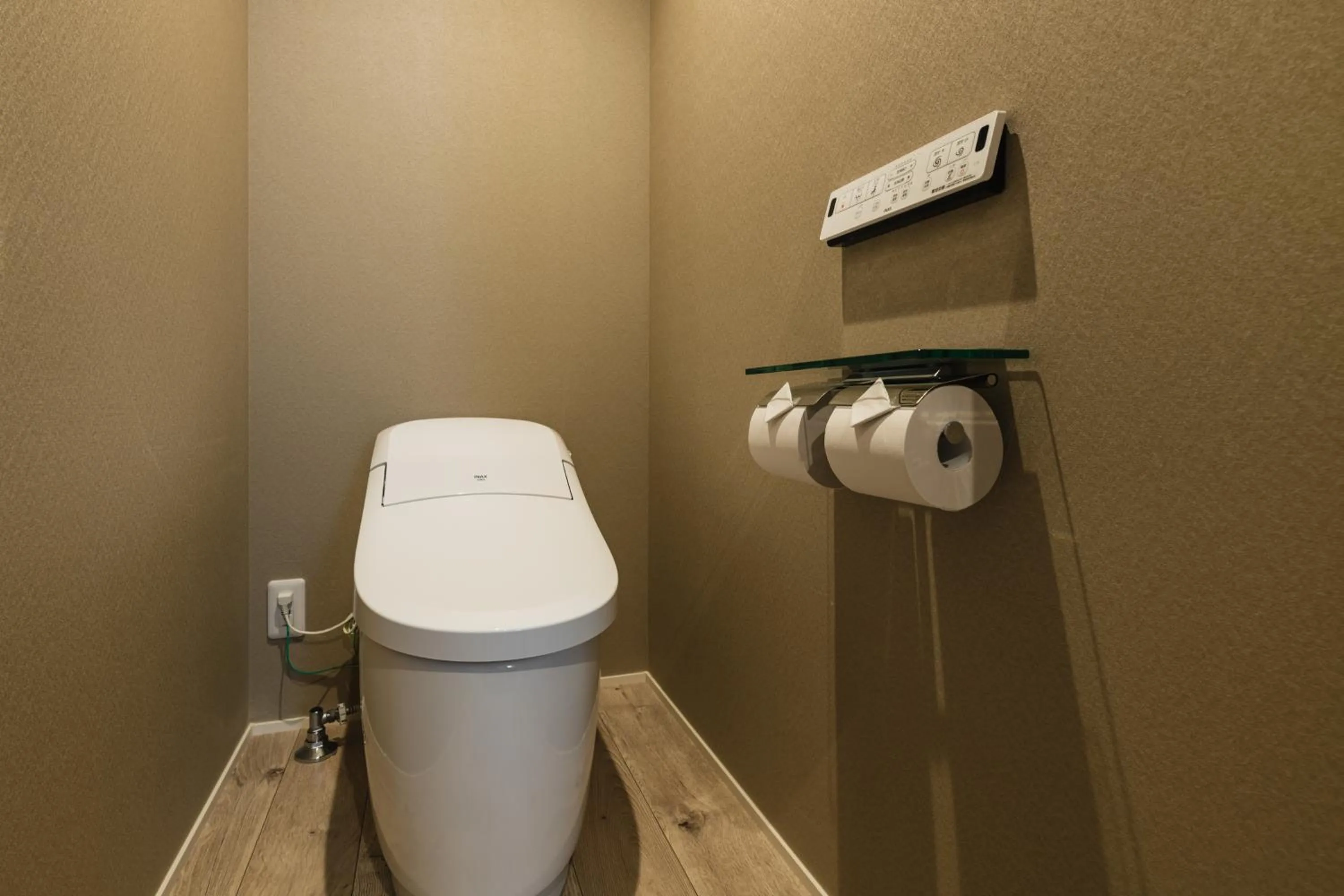 Photo of the whole room in GRAND BASE Yakuin Odori