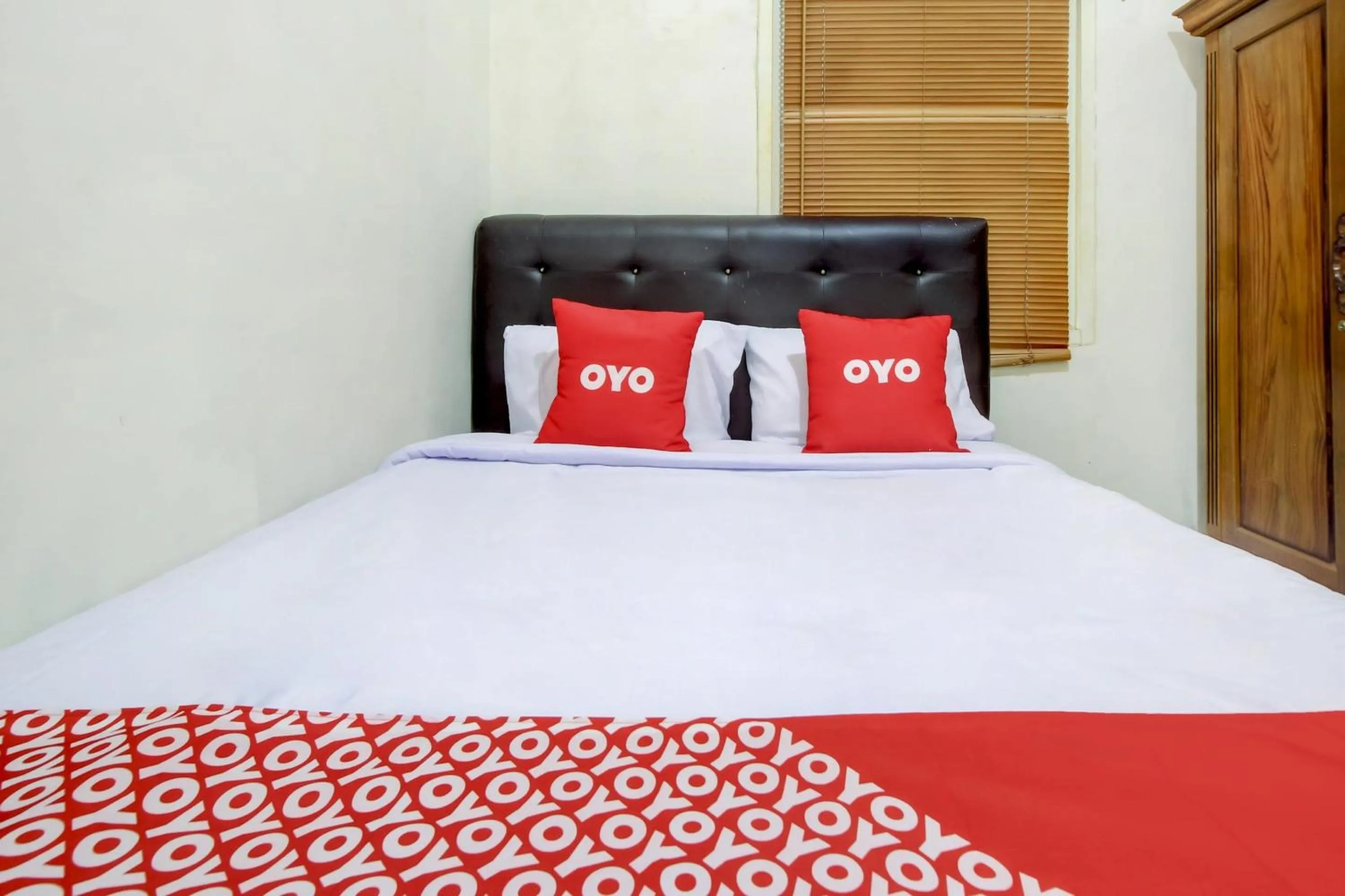 Bedroom, Bed in OYO Life 3606 Kost Kartini Syariah