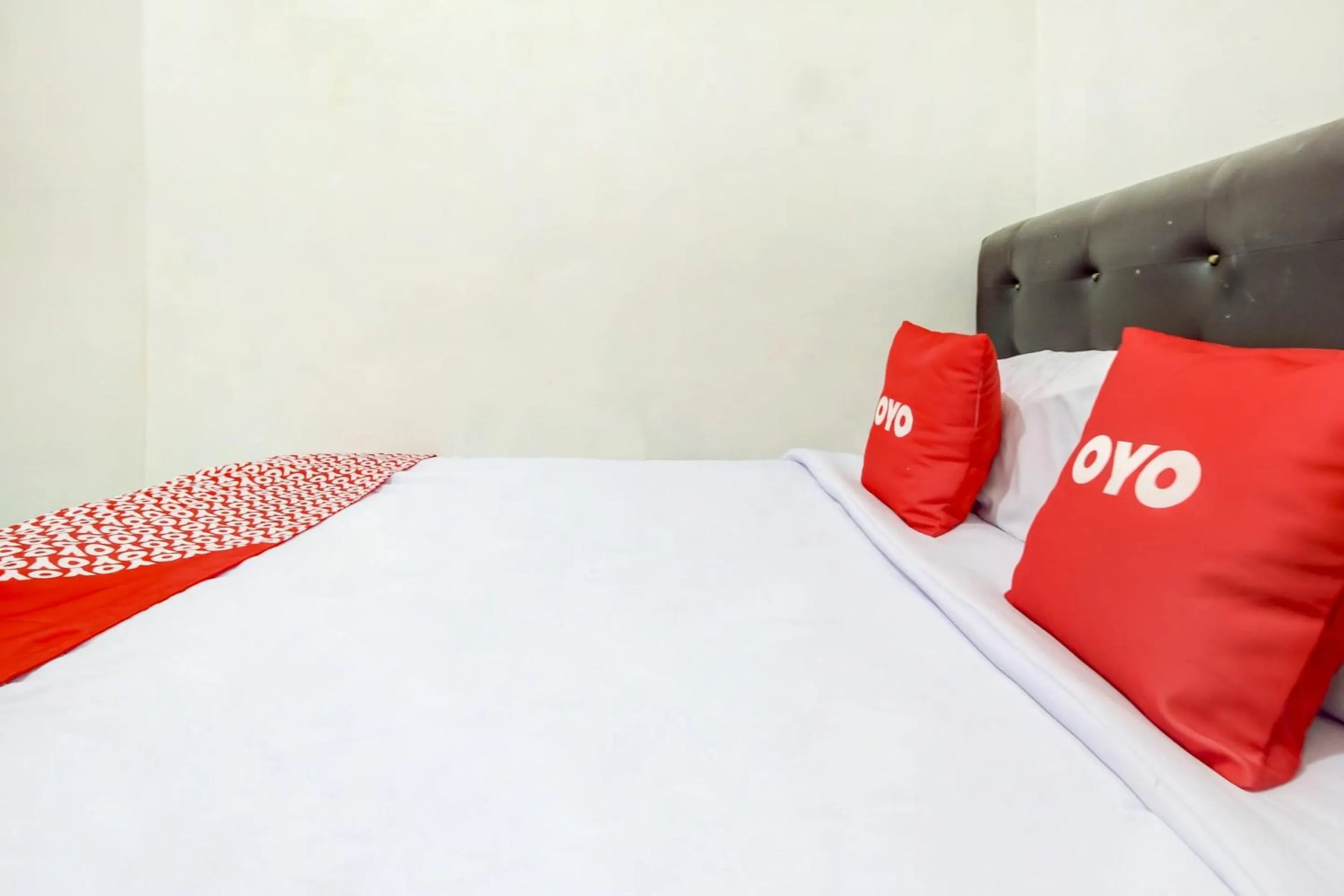 Bedroom, Bed in OYO Life 3606 Kost Kartini Syariah