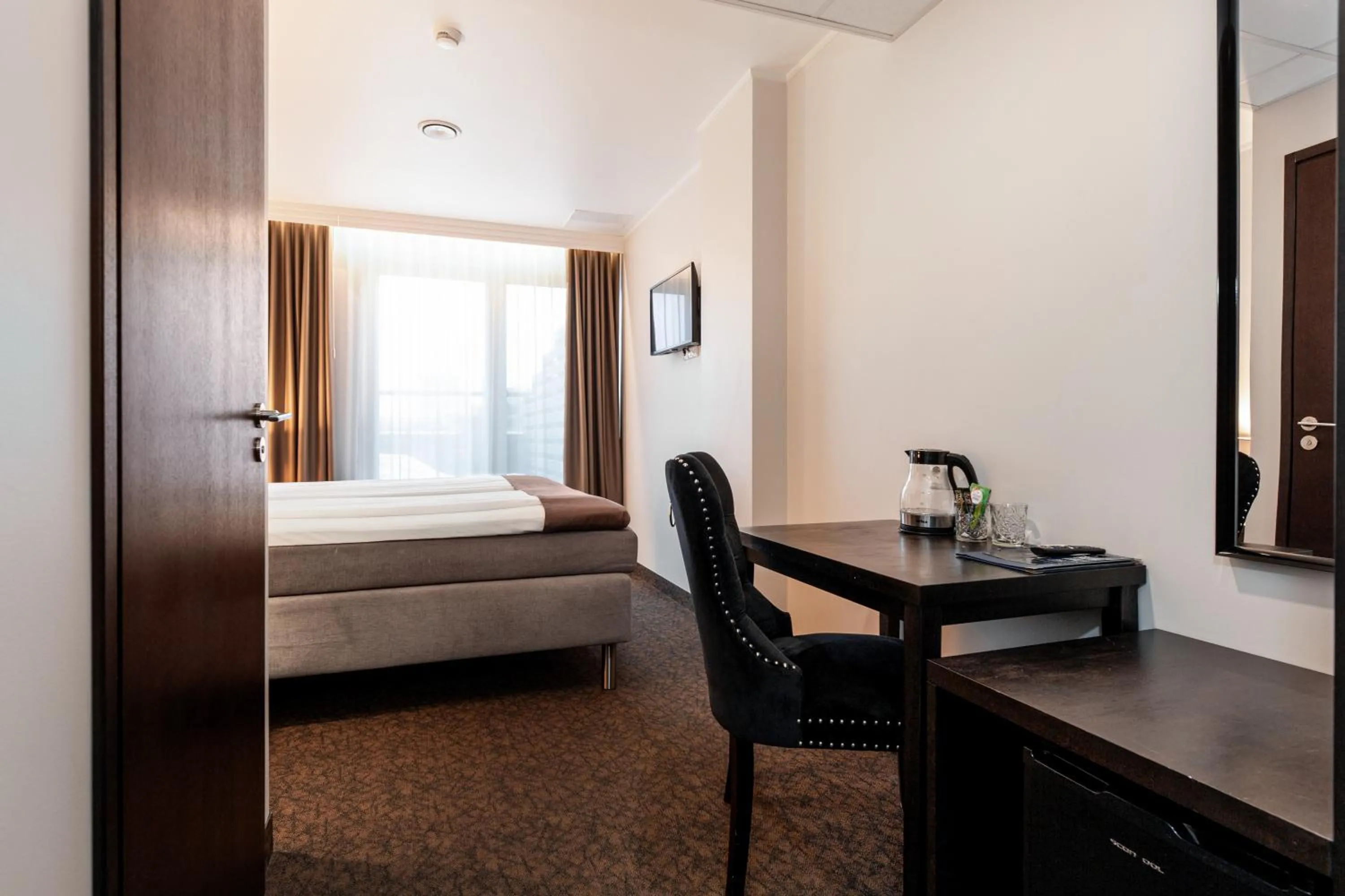 Bedroom, Bed in Adoryal Hotell