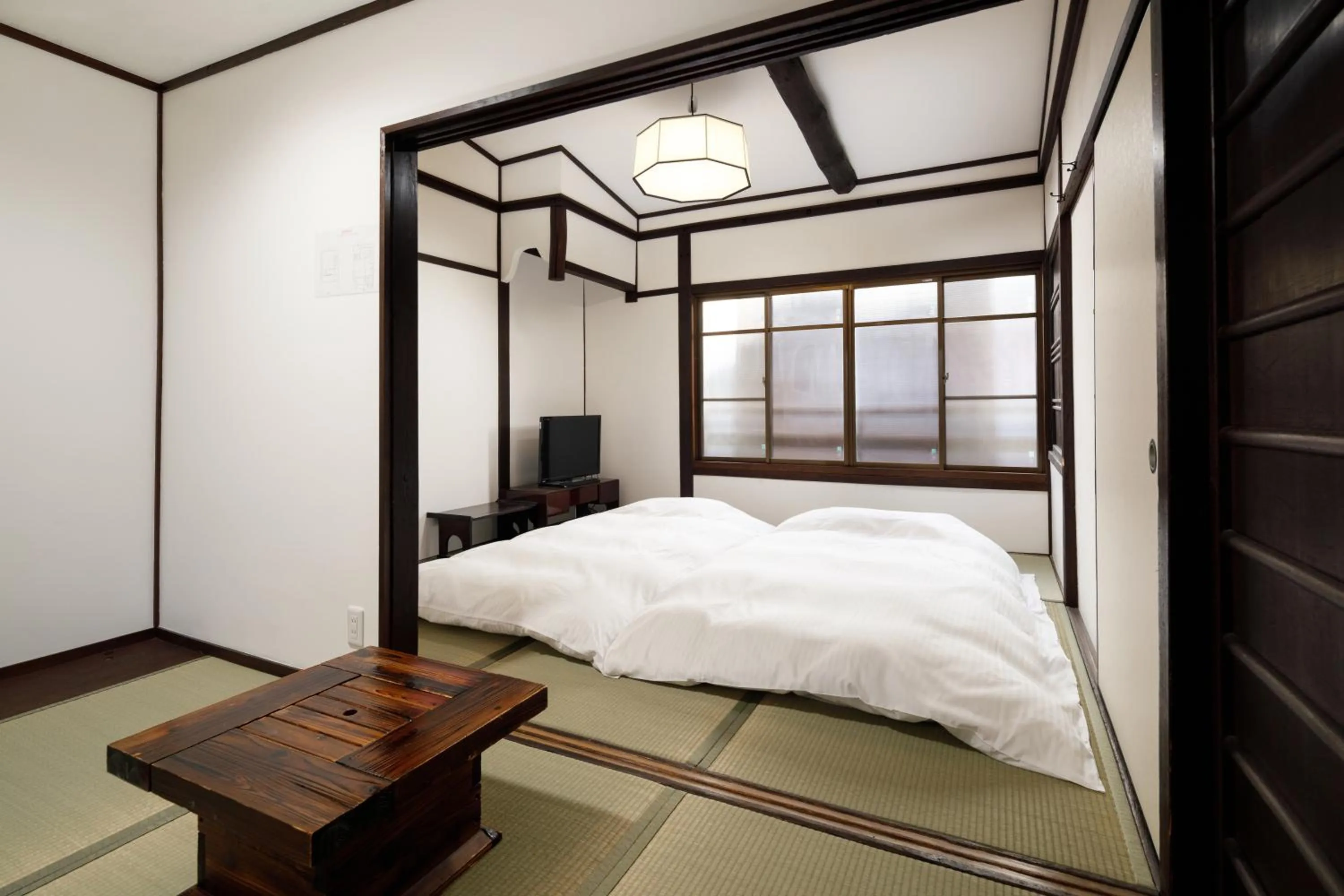 Photo of the whole room, Bed in Tsumugi Shichijo-Kagiyacho