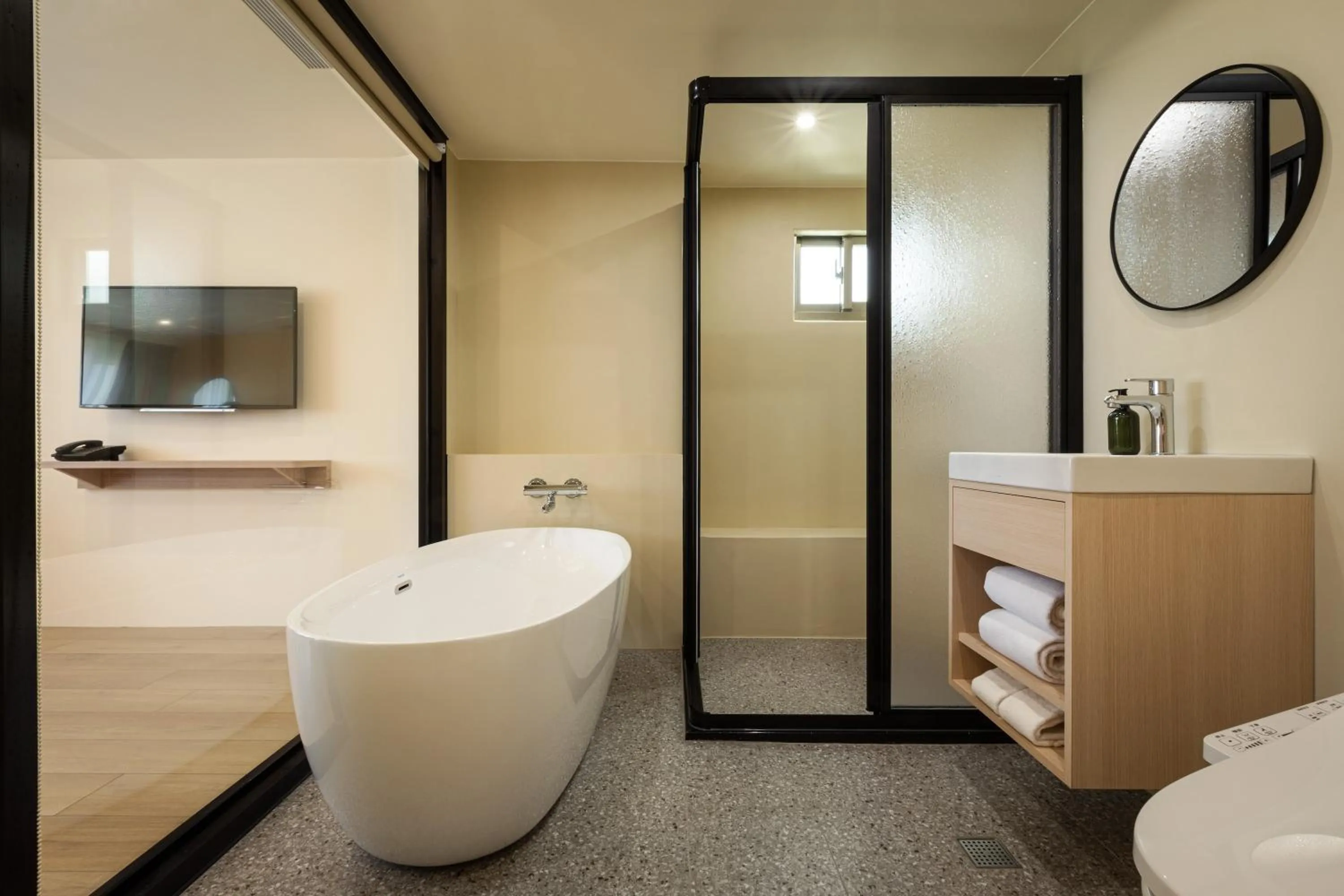 Shower in Hotel Ever Spring - Penghu