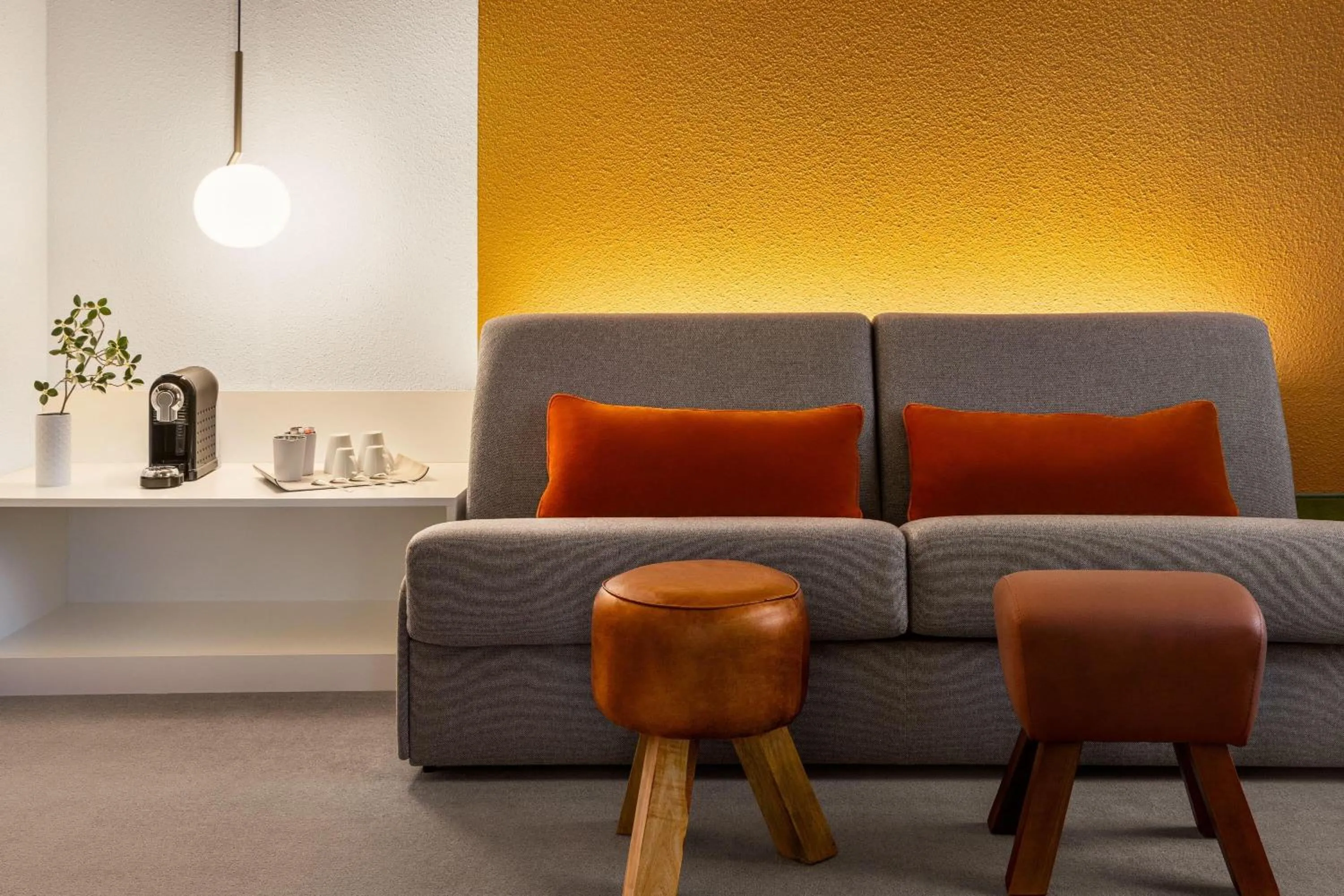 Photo of the whole room in Vienna House Easy by Wyndham Leipzig