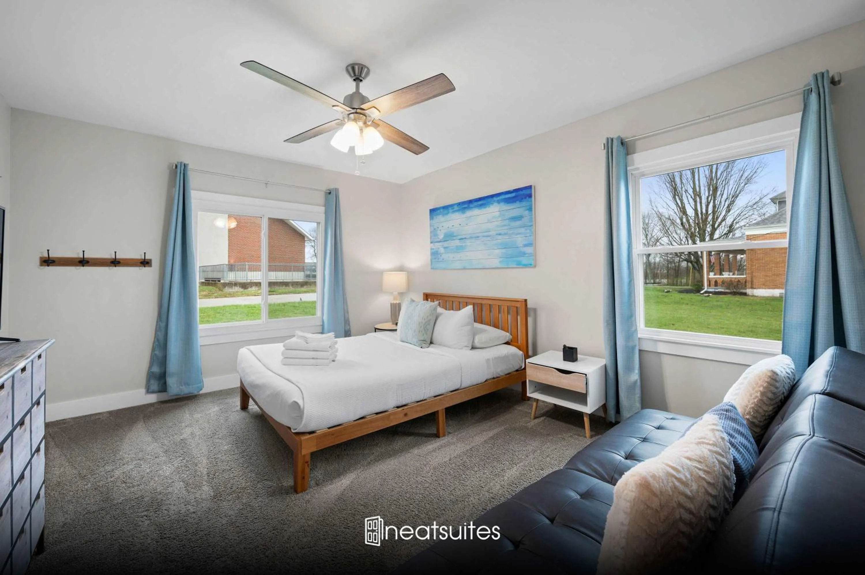 Fishing & Skate Park, 10 mins to Ark, Sleeps 14