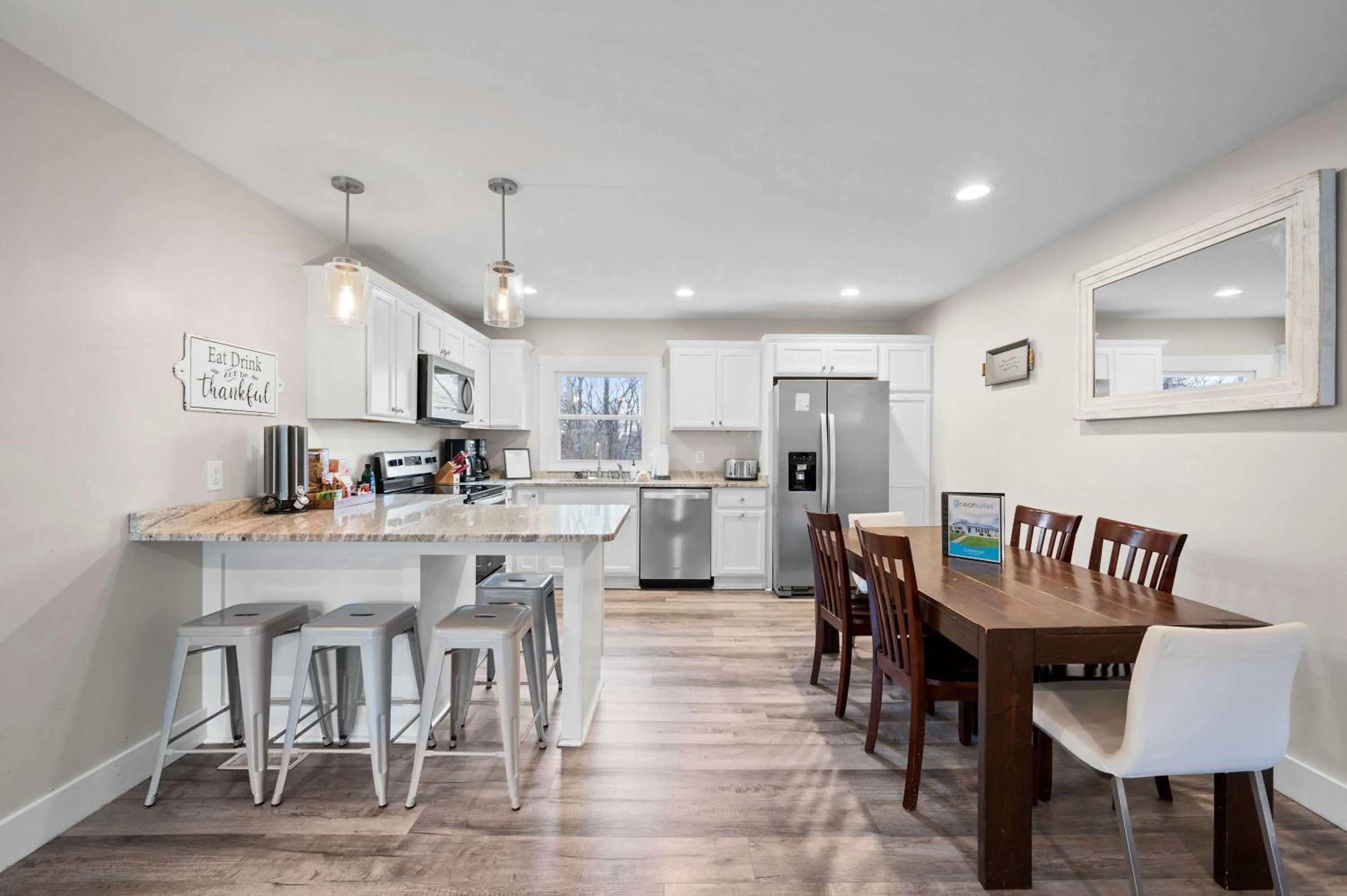 Fishing & Skate Park, 10 mins to Ark, Sleeps 14