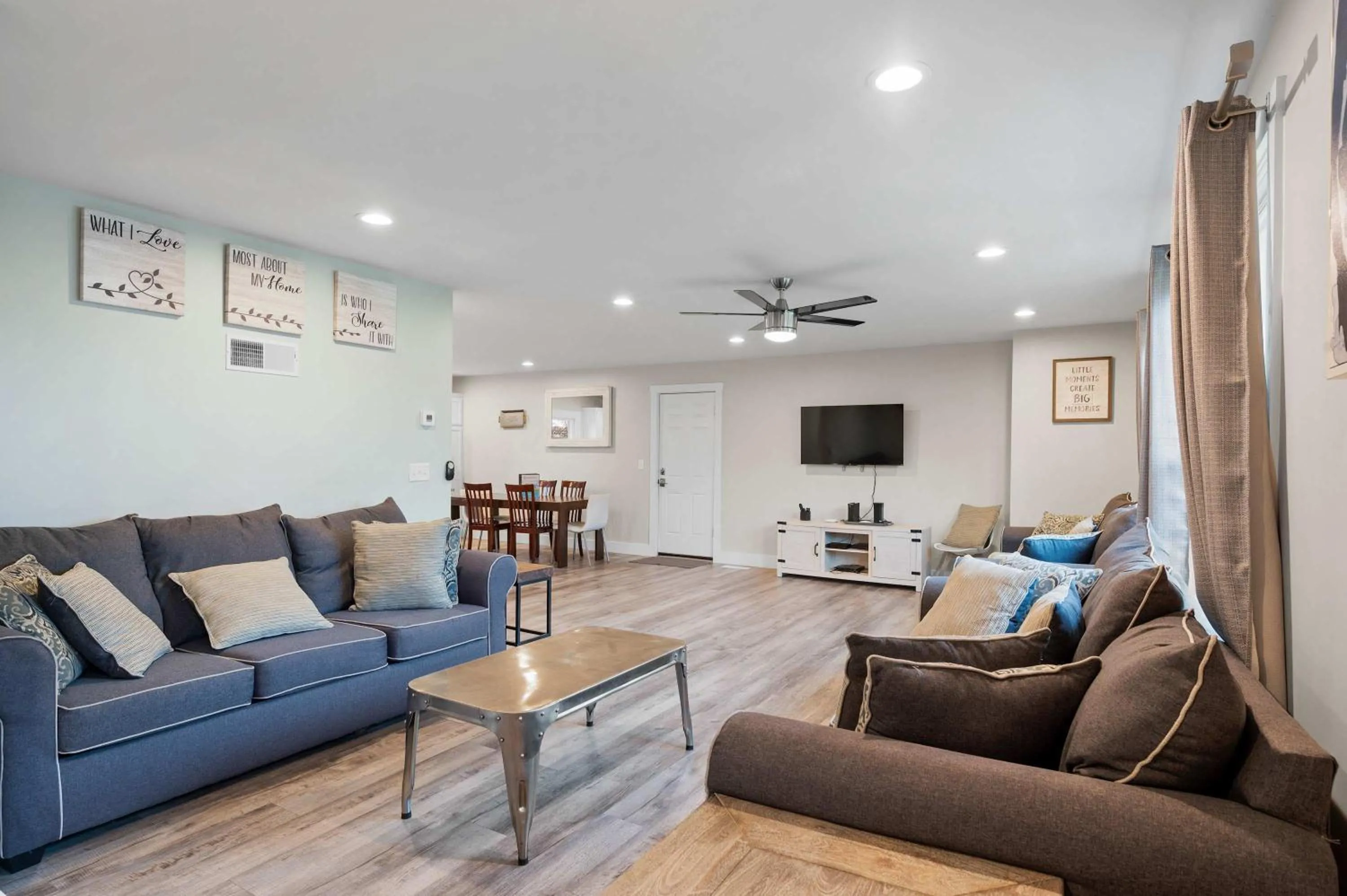 Fishing & Skate Park, 10 mins to Ark, Sleeps 14