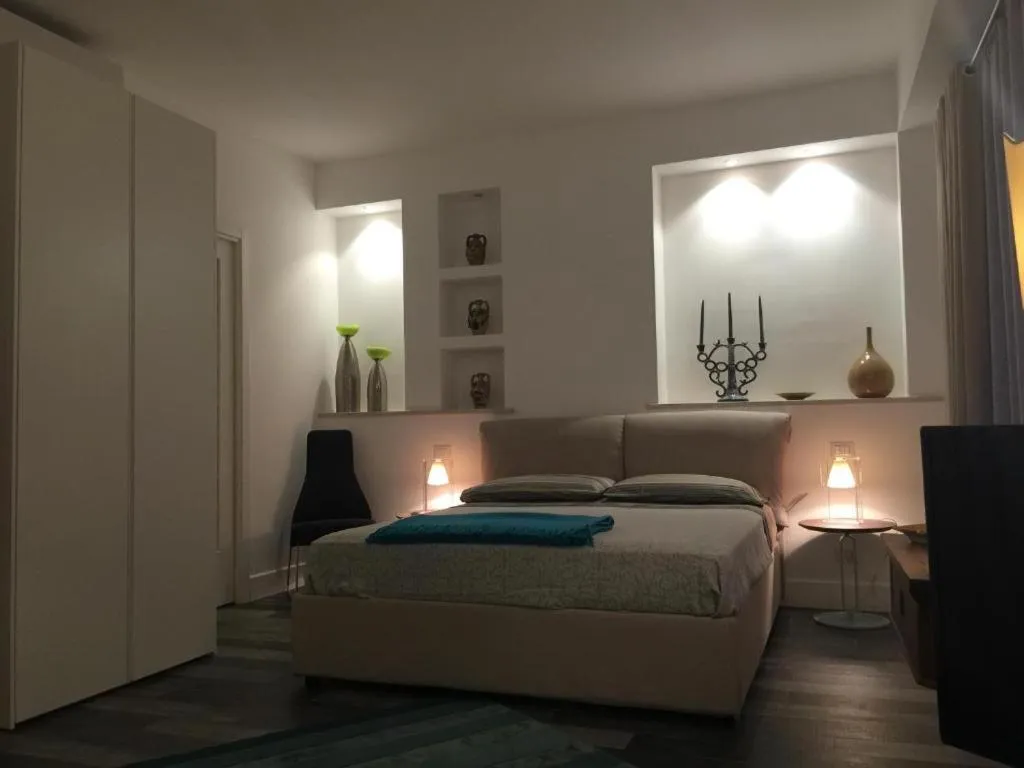 Photo of the whole room, Bed in Casa Aricò & Shatulle Suites