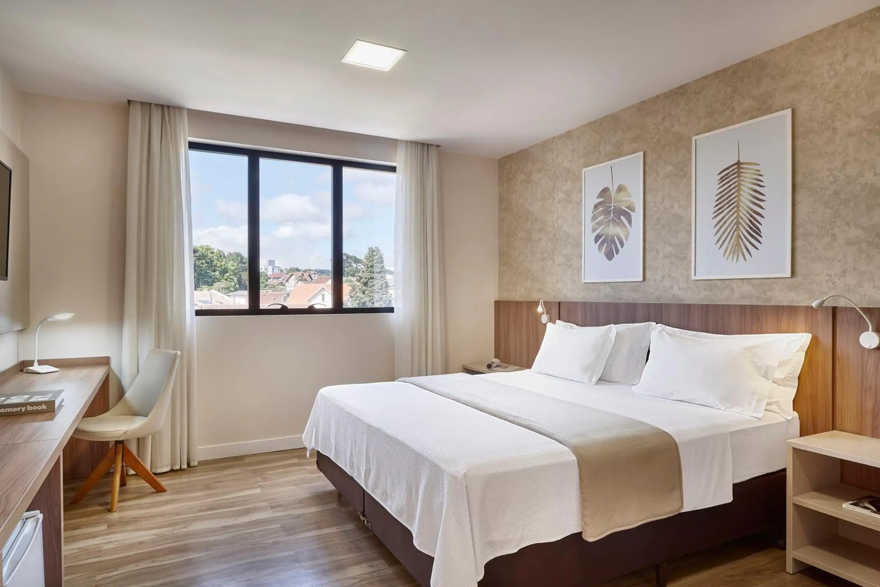 Quadruple Room with Bath in Lefel Hotel Quadruple Room with Bath in Lefel Hotel