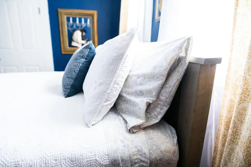 Bedroom, Bed in Craftsbury Farmhouse