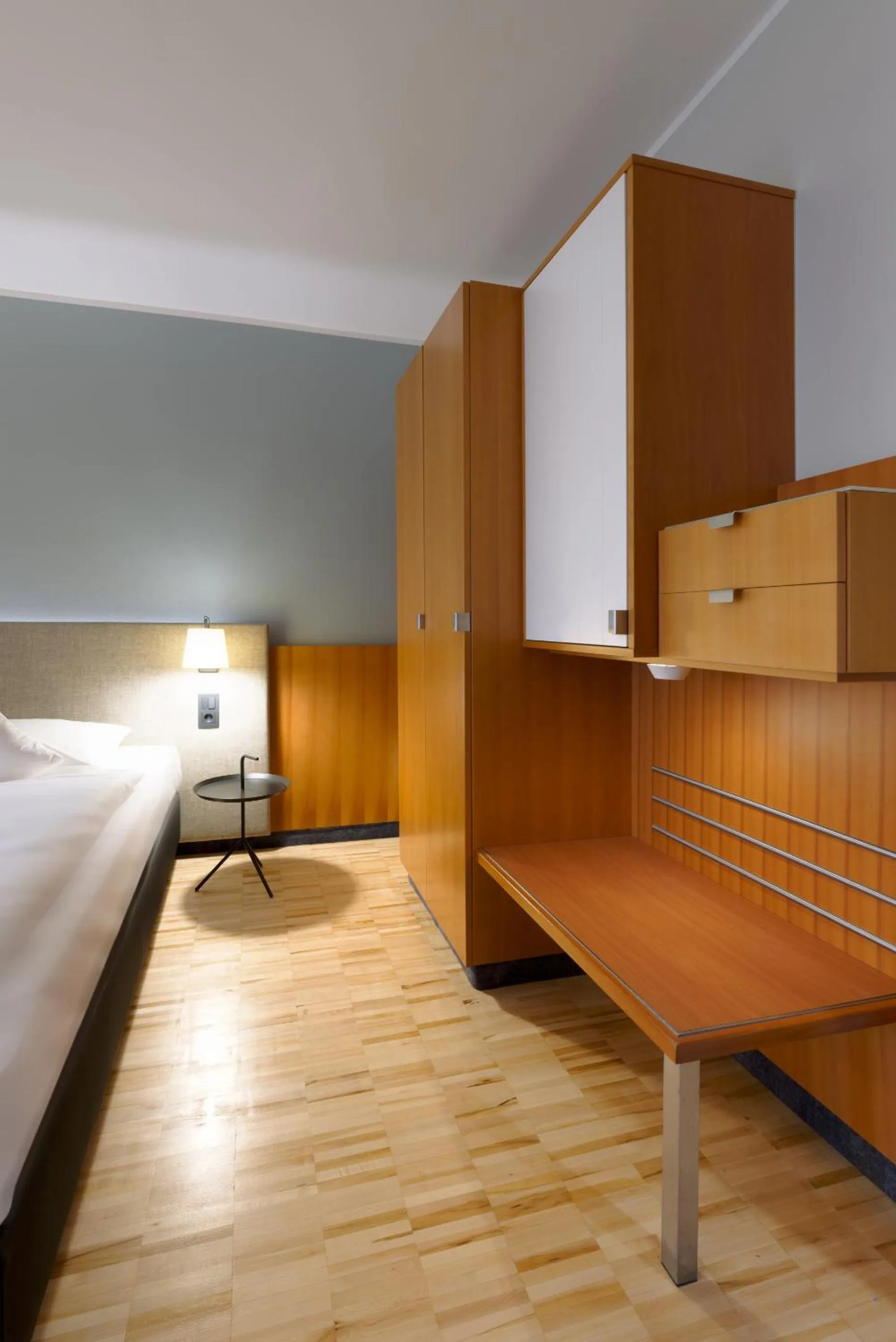 wardrobe, Bed in Hotel am Kloster