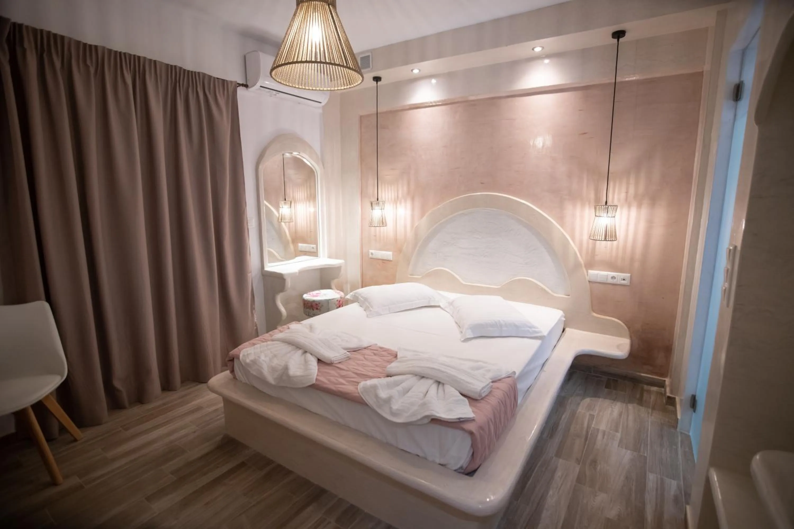 Bed in Alta Vista Naxos