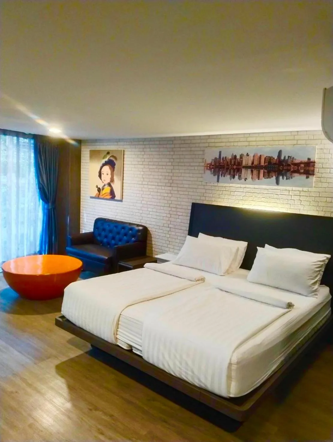 Bed in BB Glass House